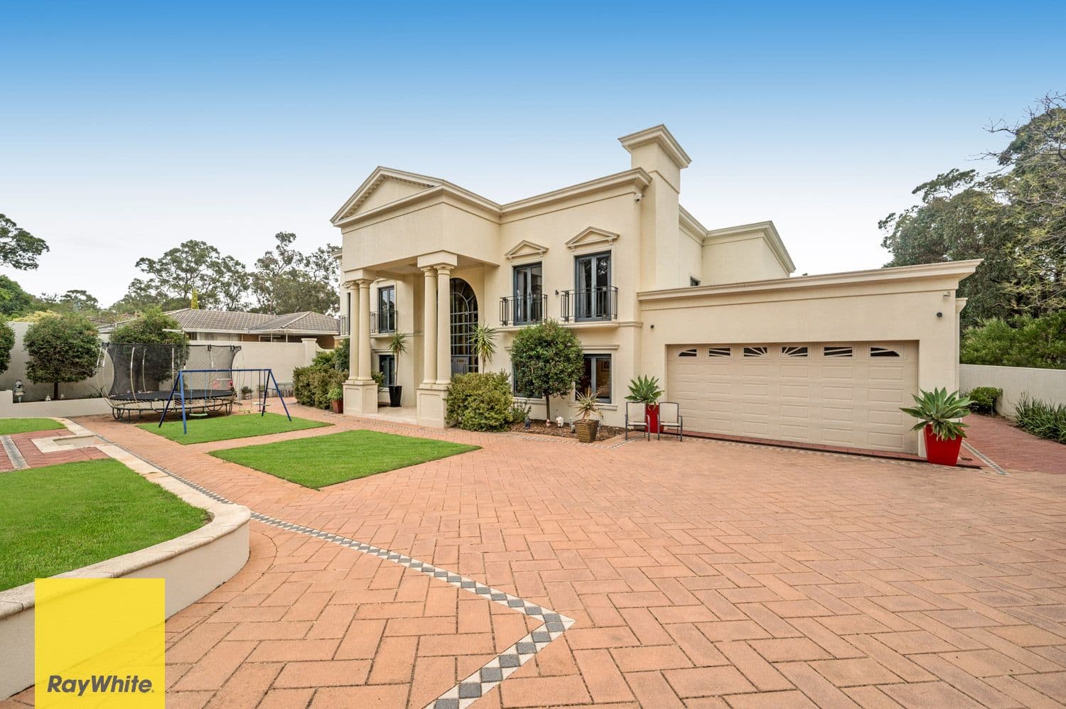 20 Silverdale Road, Lesmurdie WA 6076, Lesmurdie - Thumbnail 2