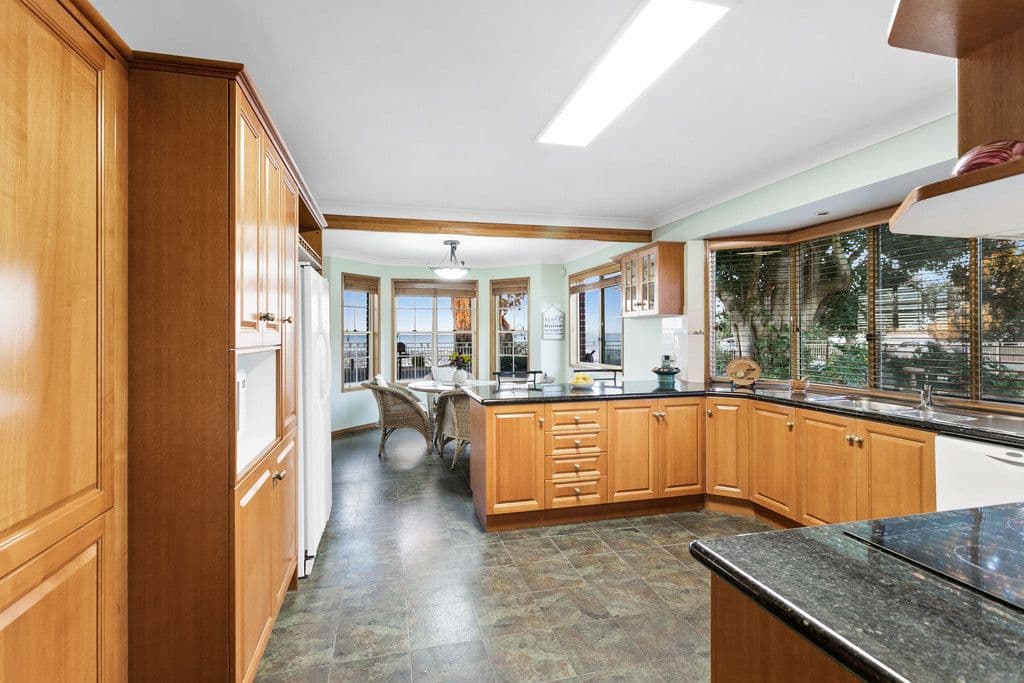 75 Esplanade, Deception Bay QLD 4508, Deception Bay - Thumbnail 6