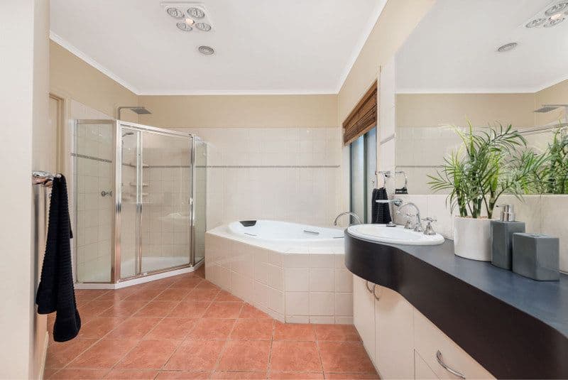 8 Inglewood Court, Mill Park VIC 3082, Mill Park - Thumbnail 8