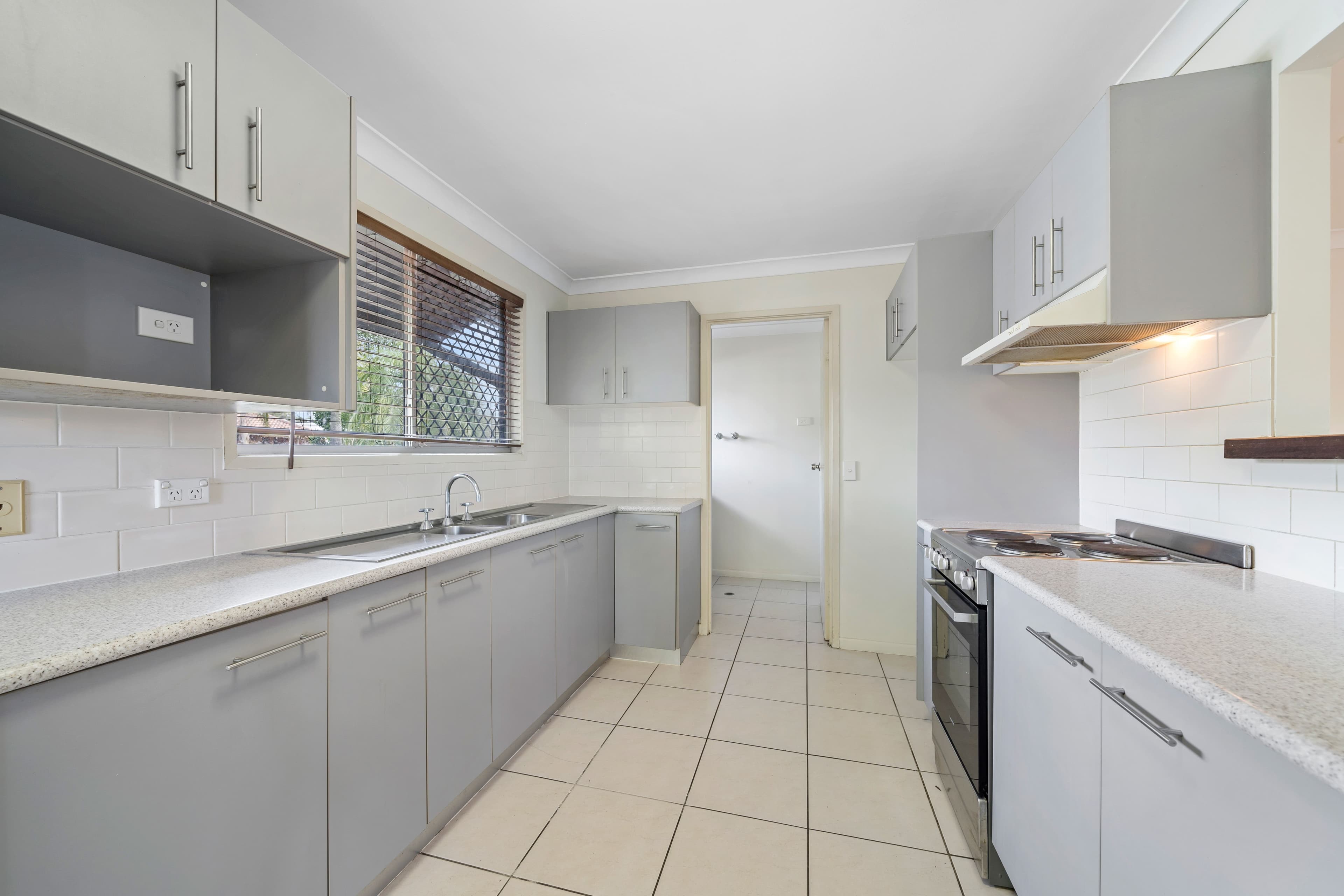 11 Hazel Place, Beenleigh QLD 4207, Beenleigh - Thumbnail 4