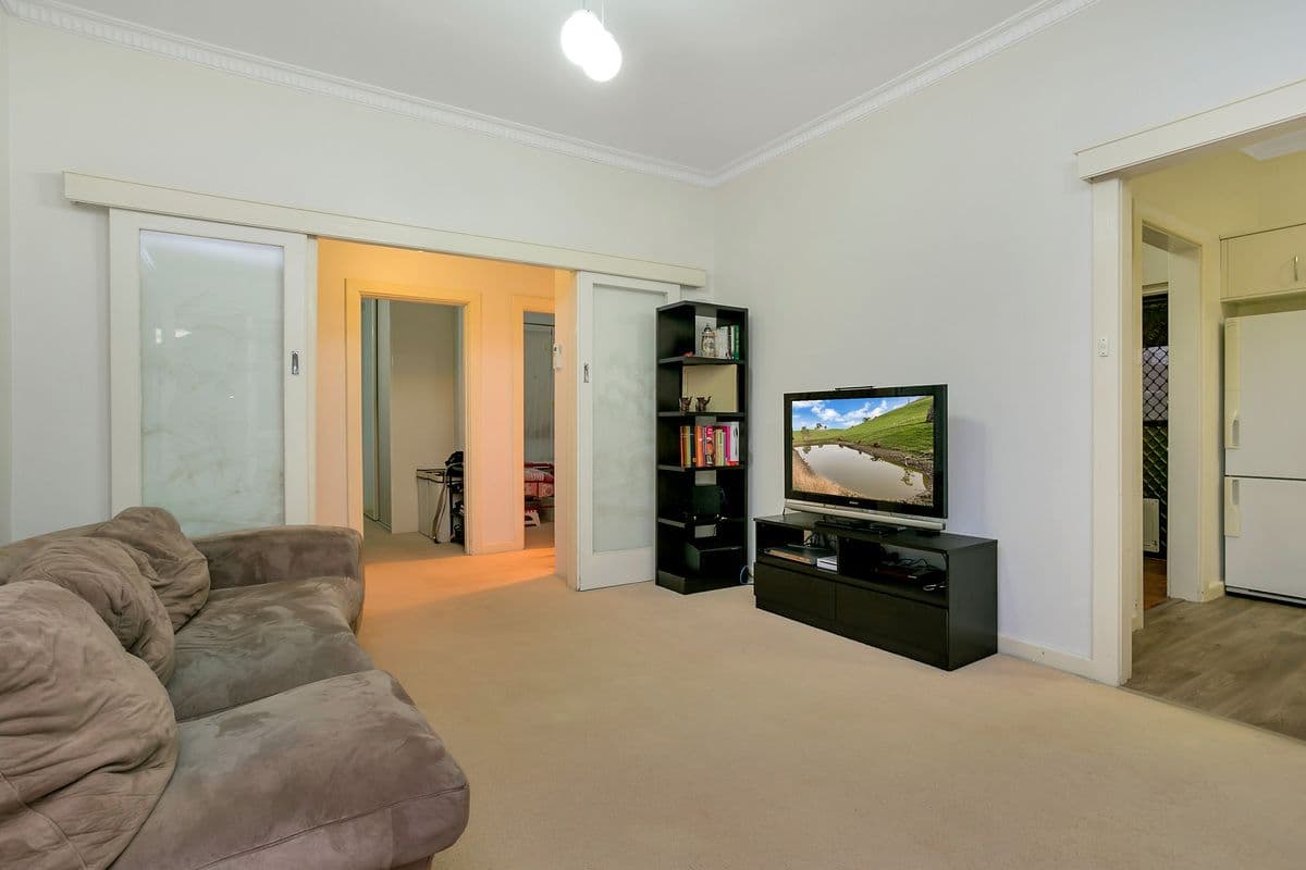 38 Clearview Crescent, Clearview SA 5085, Clearview - Thumbnail 8