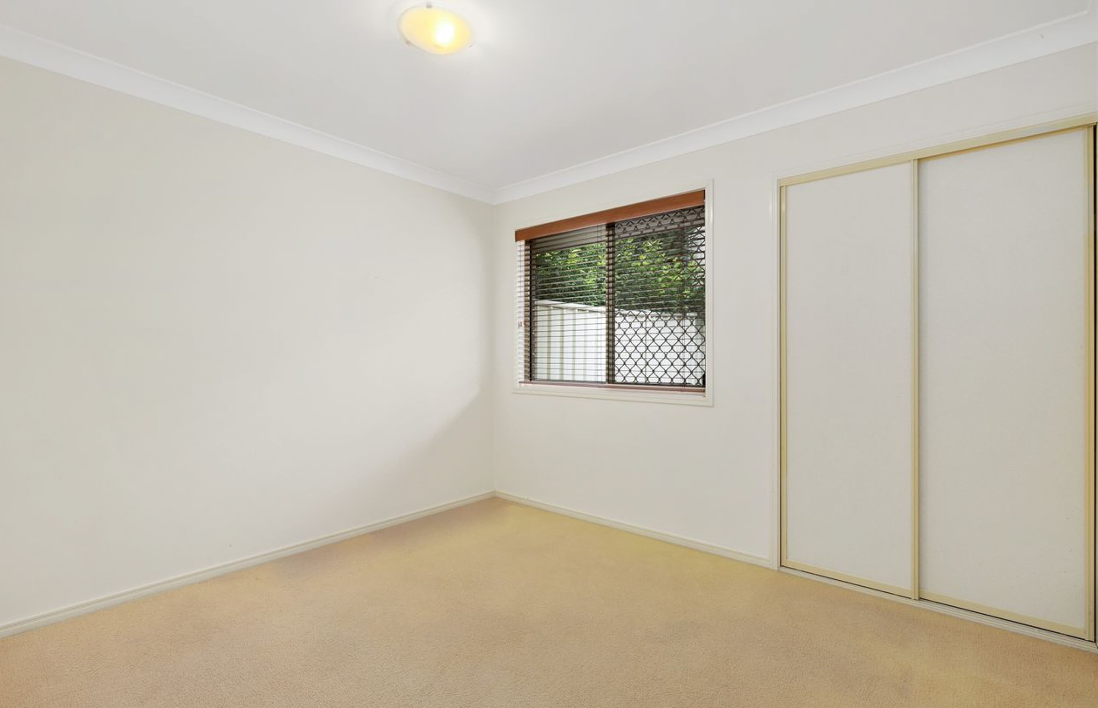 24 Faheys Road East, Albany Creek QLD 4035, Albany Creek - Thumbnail 7