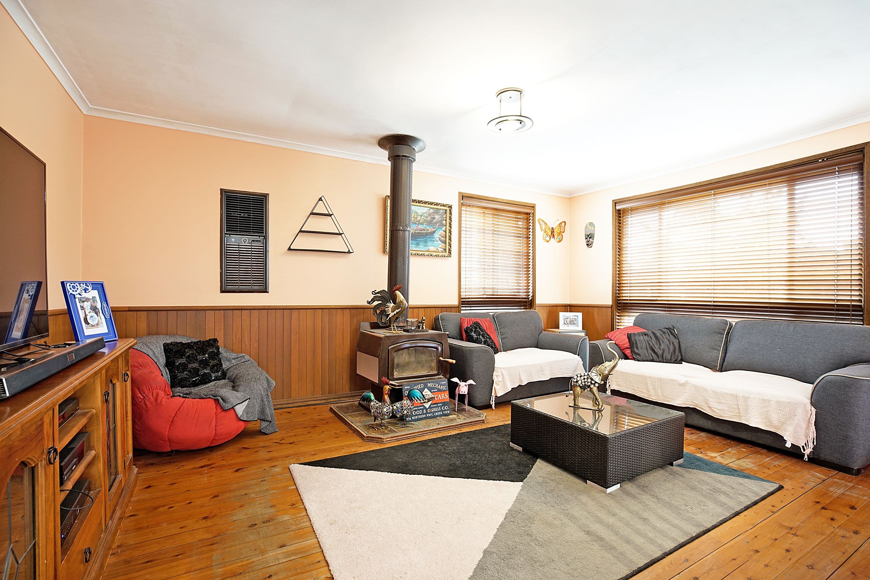 7 Lack Place, Werrington - Thumbnail 2
