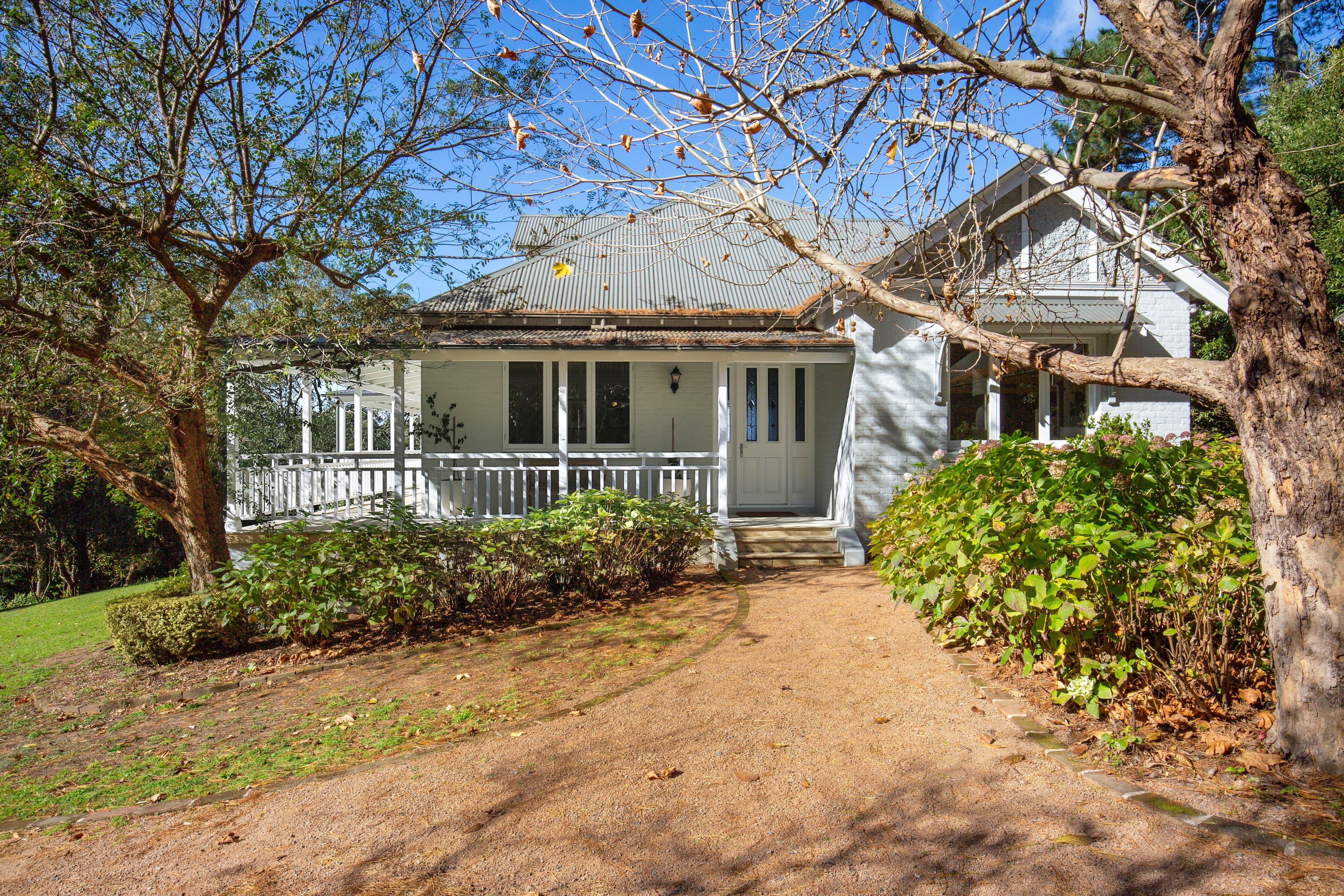 402 Tourist Road, Beaumont NSW 2577, Beaumont - Thumbnail 2