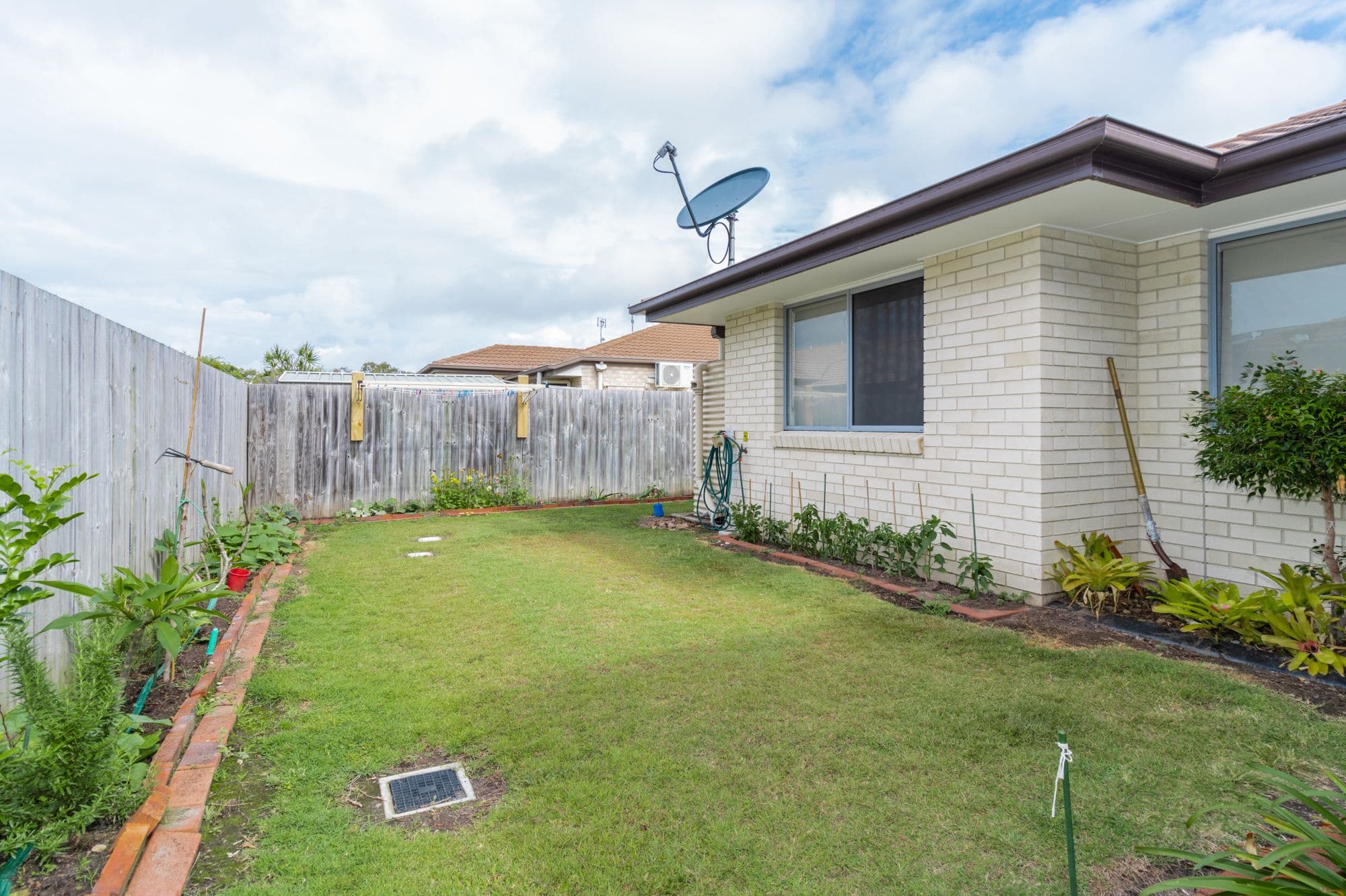 230 Pulgul Street, Urangan QLD 4655, Urangan - Thumbnail 2