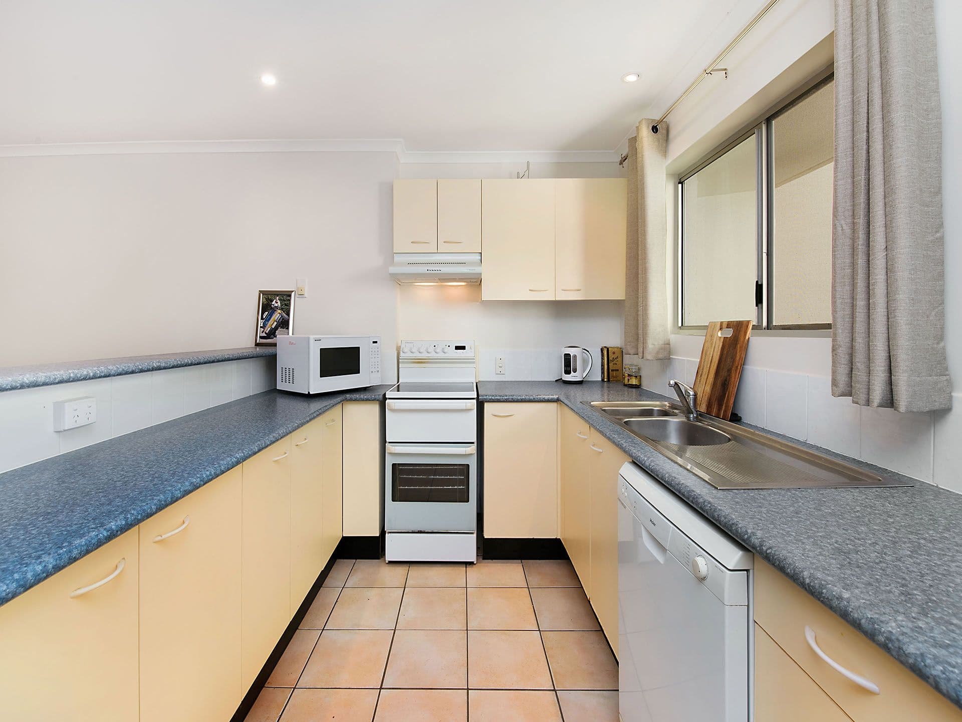 1 Bryce Street, Moffat Beach QLD 4551, Moffat Beach - Thumbnail 4