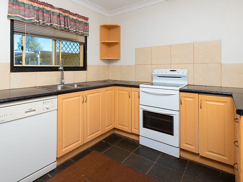 16 Coffey Street, Crestmead QLD 4132, Crestmead - Thumbnail 3