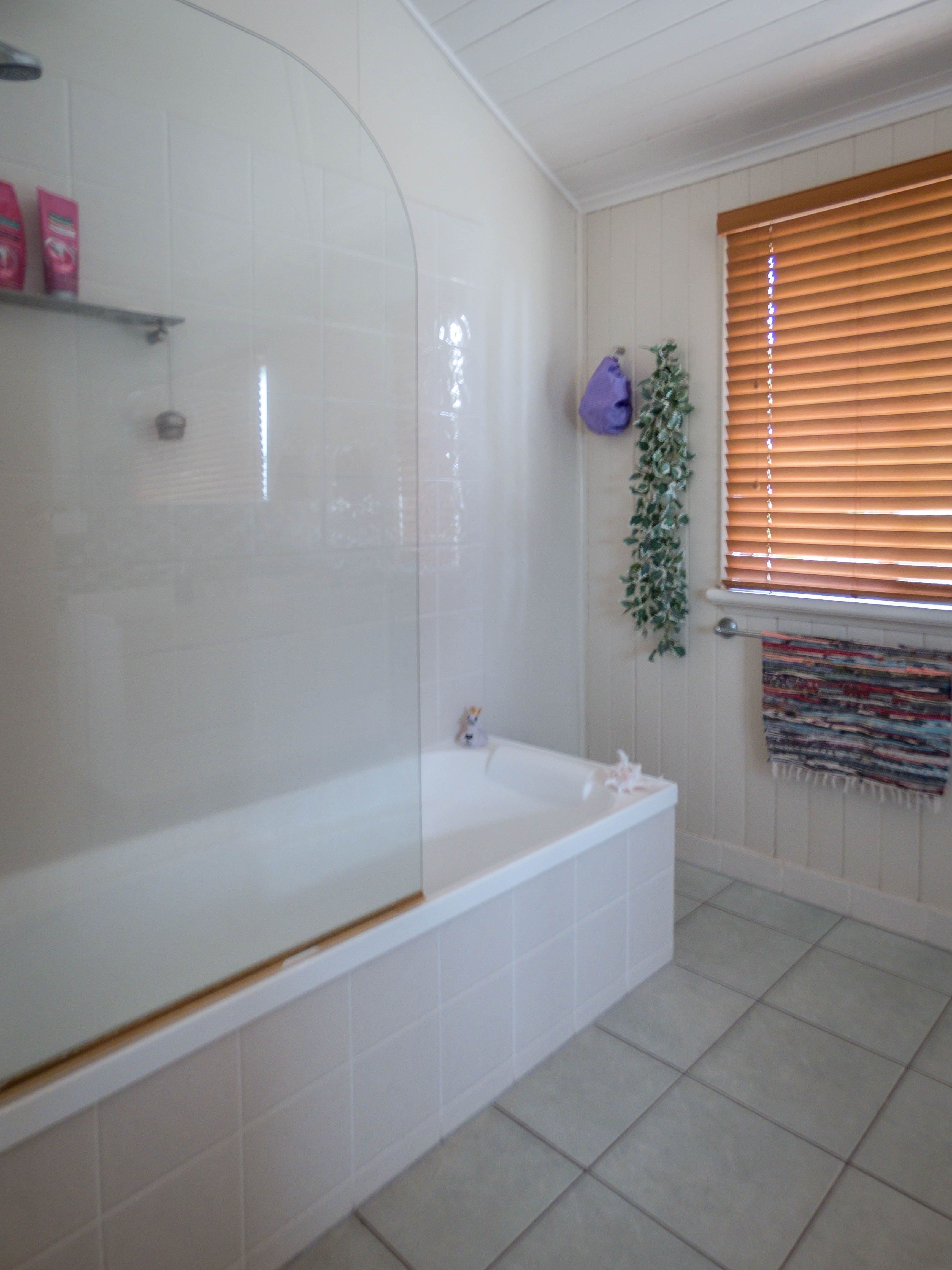 12 Phillip Street, Roma QLD 4455, Roma - Thumbnail 7