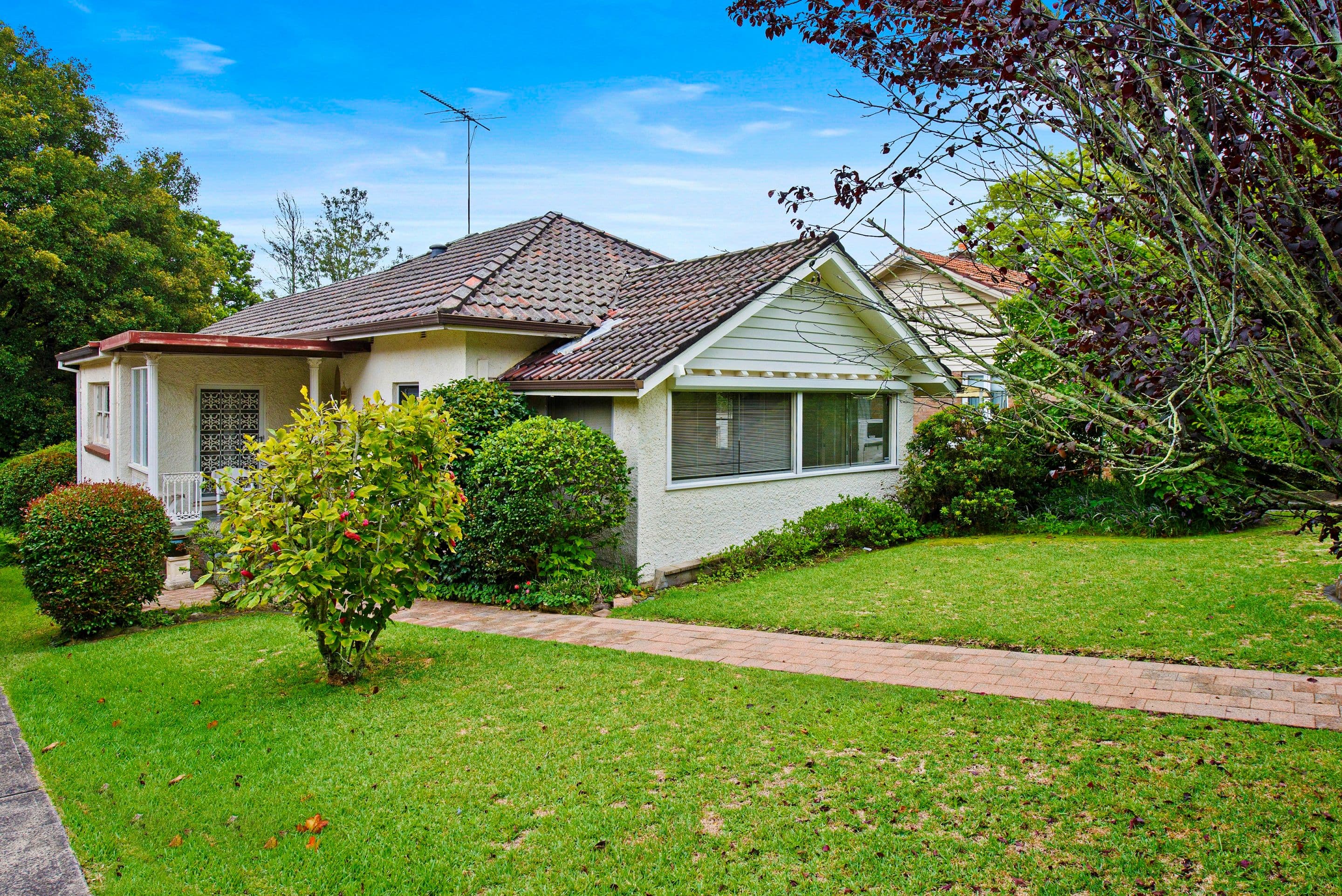 27 Wentworth Avenue, Waitara NSW 2077, Waitara - Image 1
