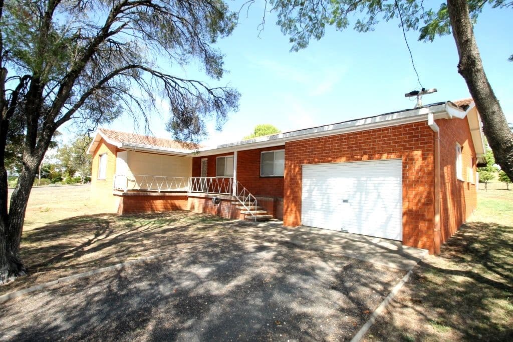 34 Southern Road, Mentone, Mentone - Image 1