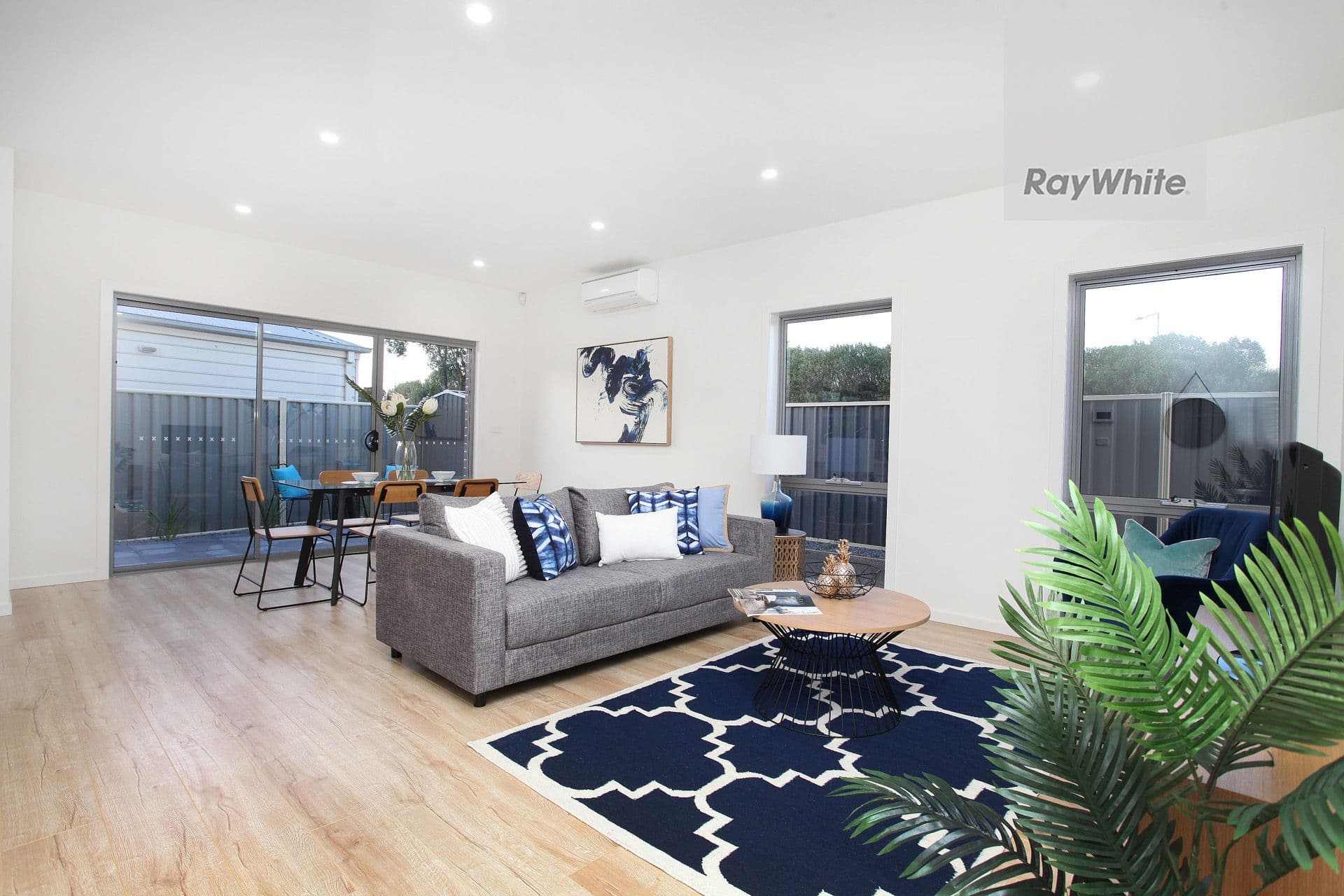 8 Warwick Place, Tullamarine VIC 3043, Tullamarine - Thumbnail 2