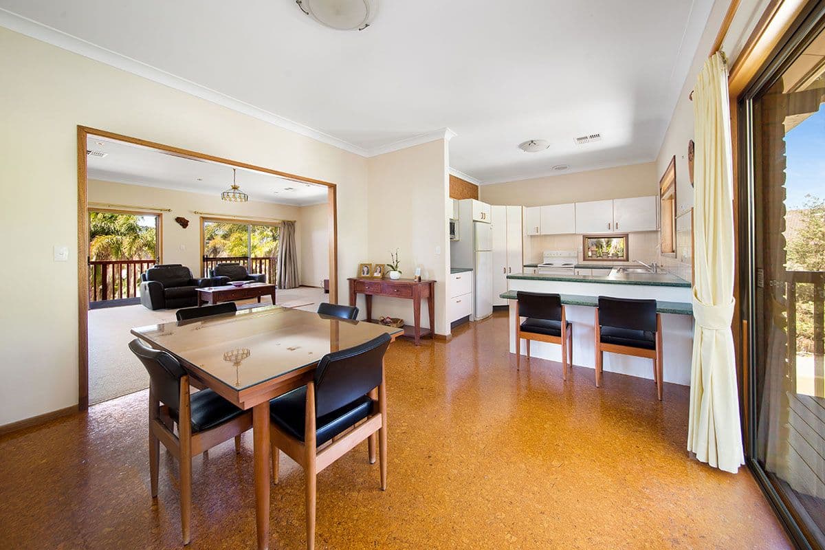 6 Mason Place, Barden Ridge - Thumbnail 5