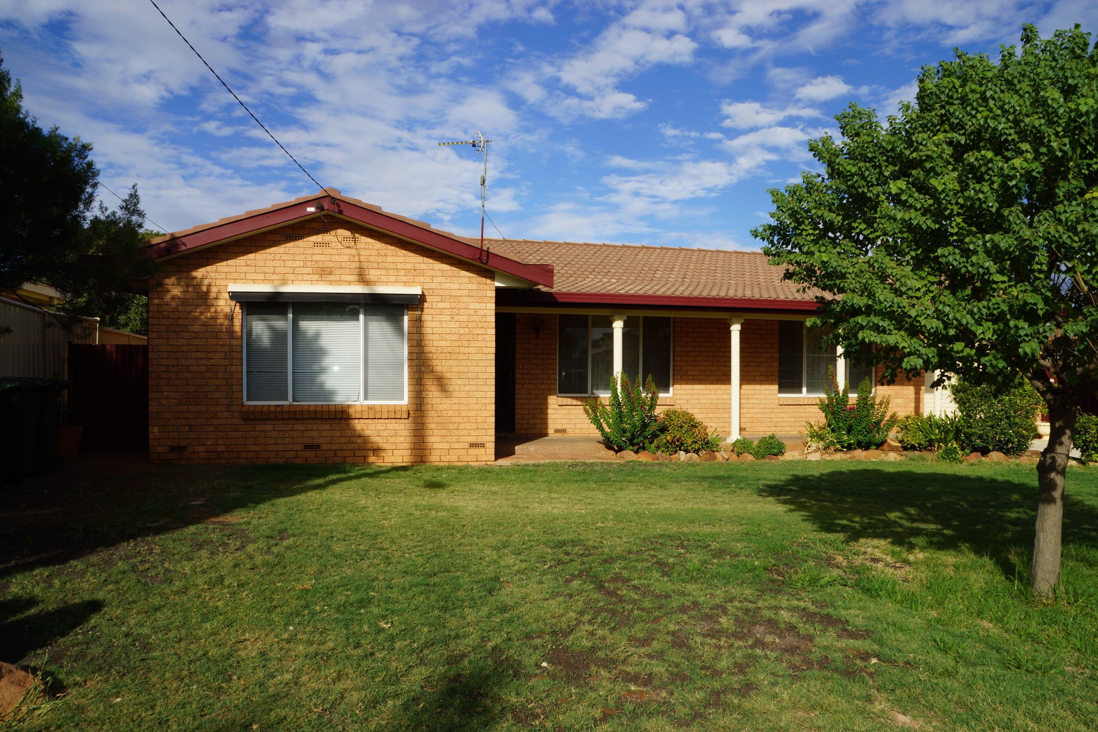 1 Mumford Crescent, Dubbo - Image 1