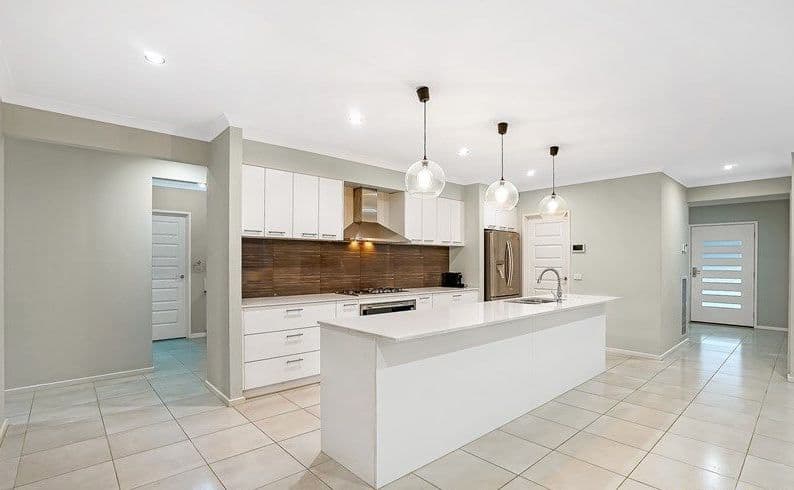 84 Halletts Way, Bacchus Marsh VIC 3340, Bacchus Marsh - Thumbnail 3