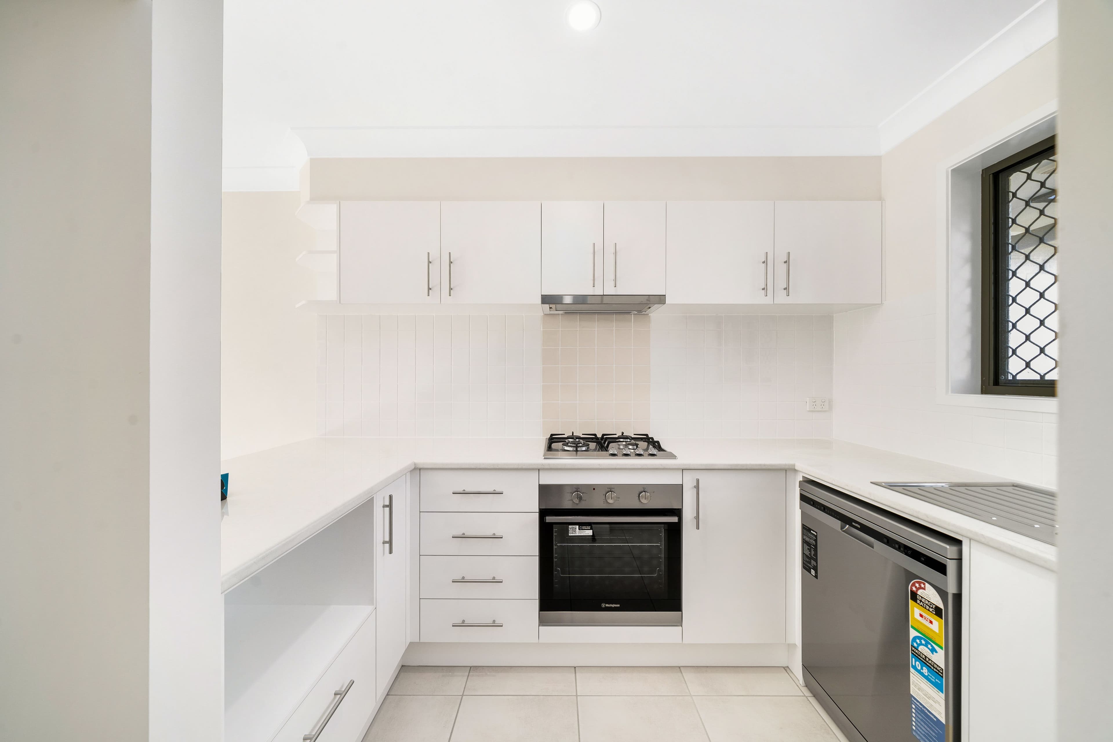 18 Nambucca Close, Murrumba Downs QLD 4503, Murrumba Downs - Thumbnail 2