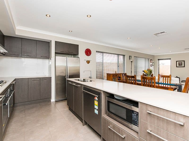 19 Highbury Boulevard, Baldivis WA 6171, Baldivis - Thumbnail 2