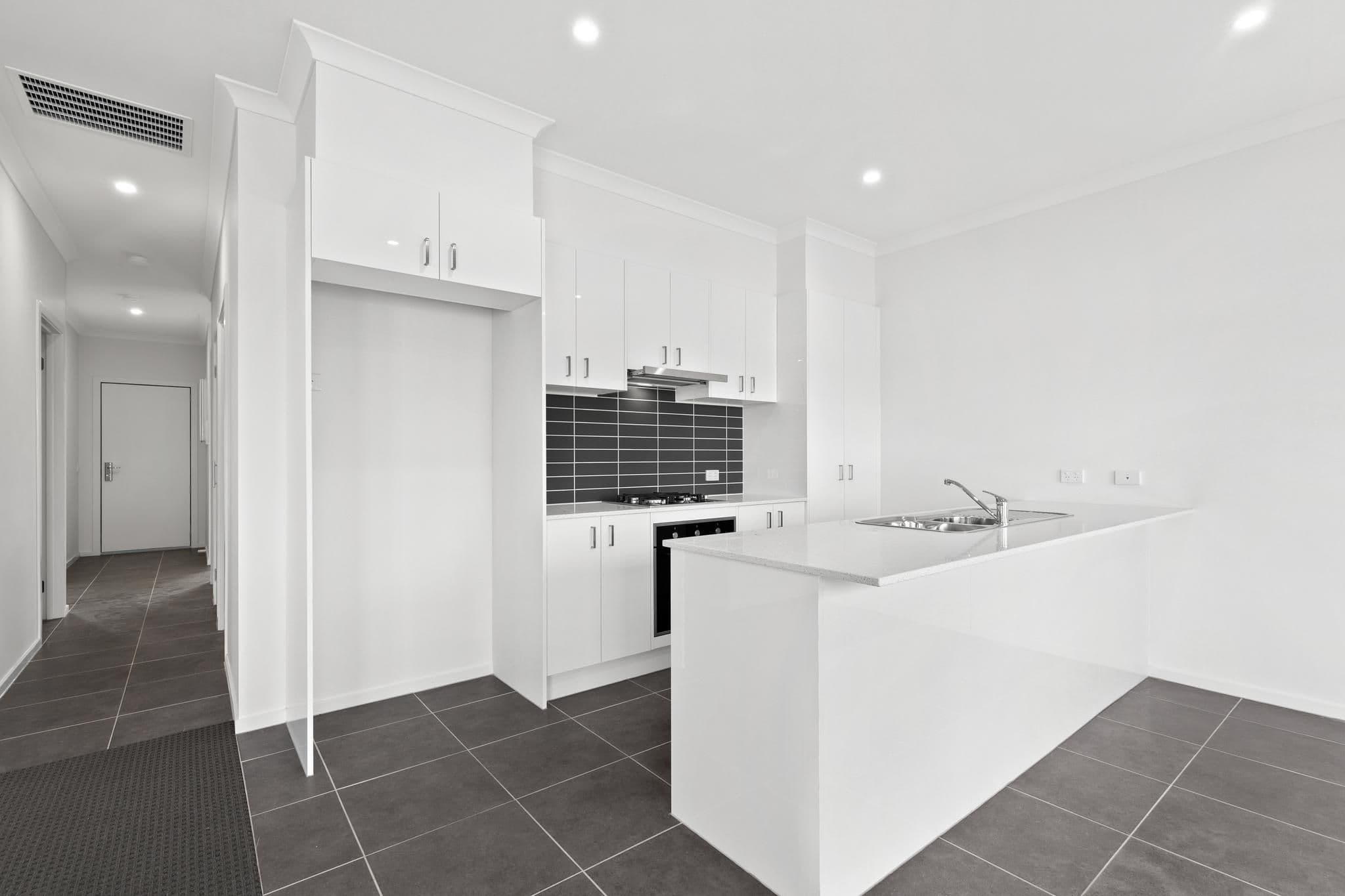 32 O'Brien Parade, Pakenham VIC 3810, Pakenham - Thumbnail 3