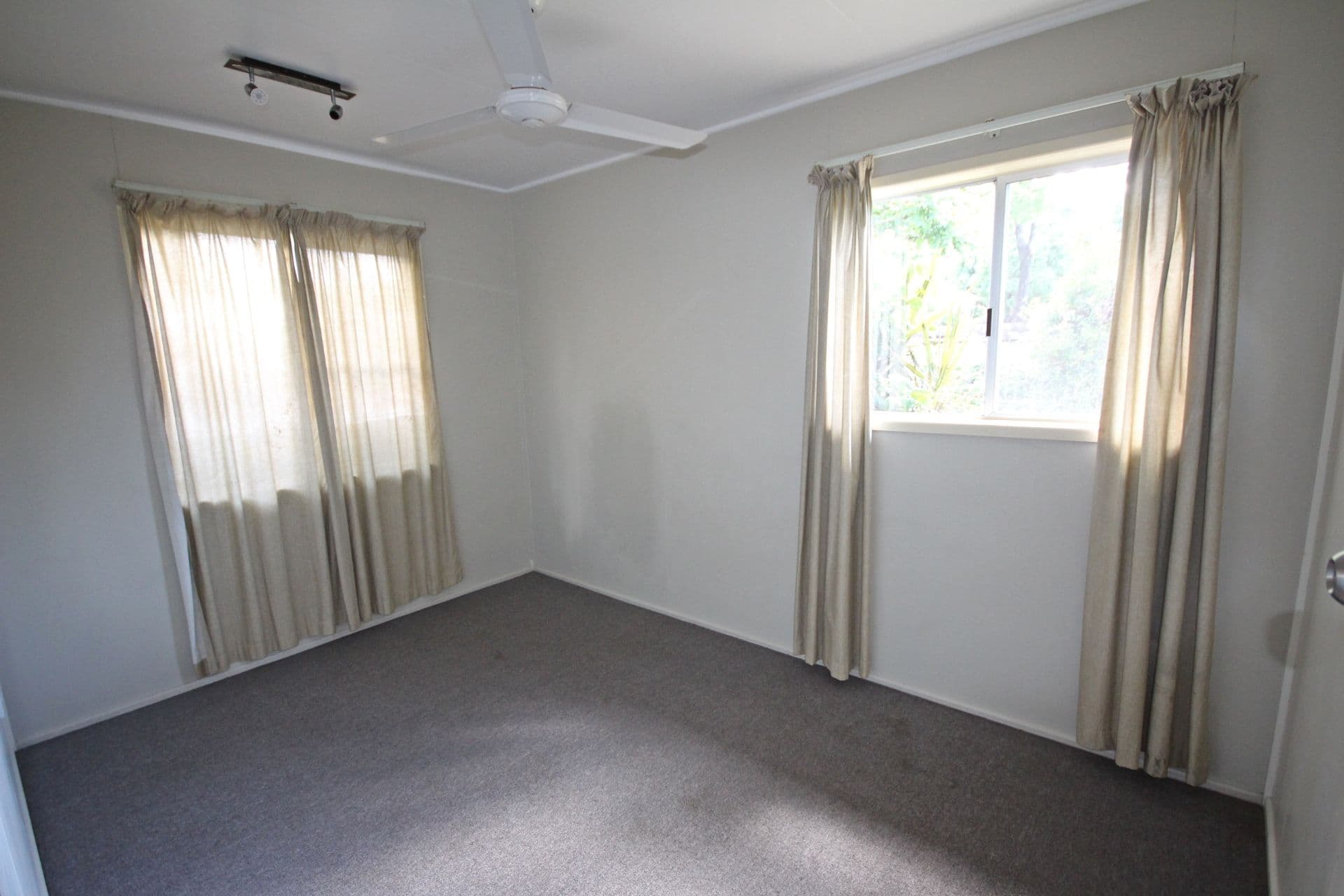 37 Range Road, Sarina QLD 4737, Sarina - Thumbnail 8