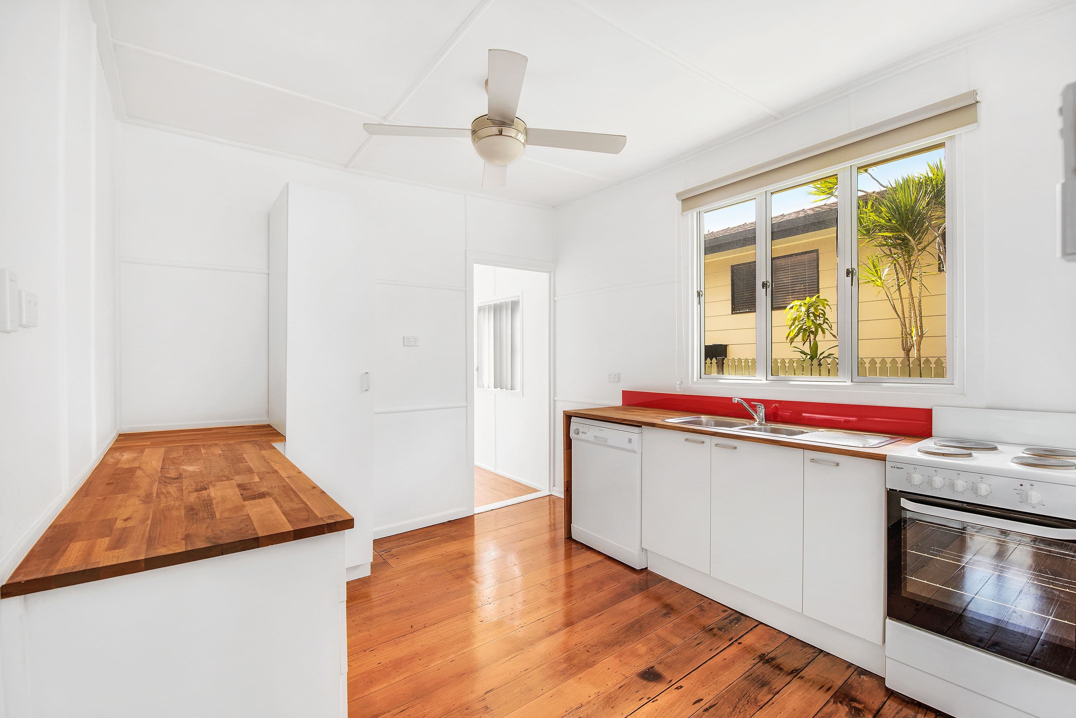 9 Mcaneny Street, Redcliffe QLD 4020, Redcliffe - Image 1