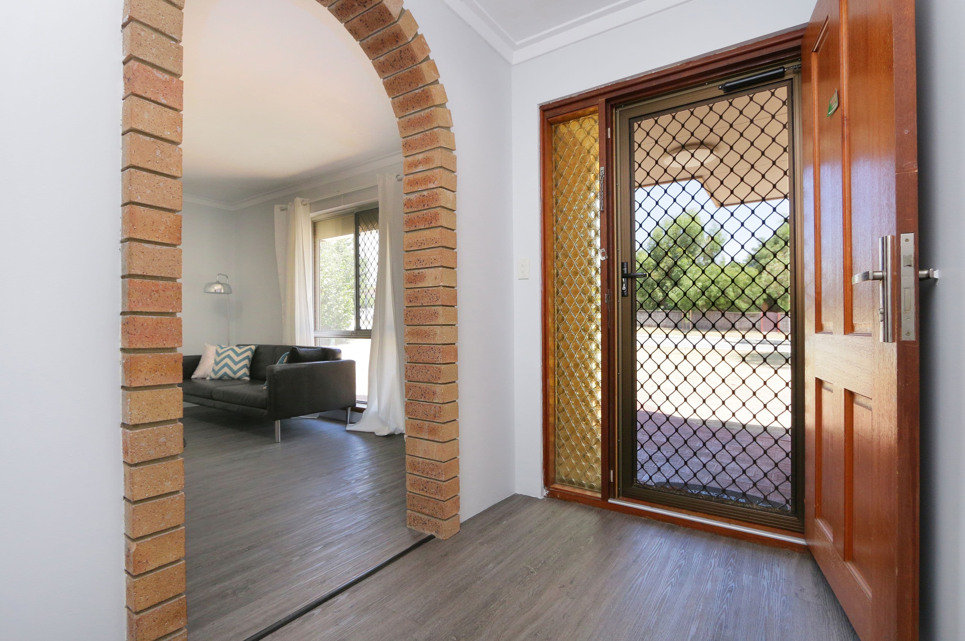 166 Winterfold Road, Kardinya WA 6163, Kardinya - Thumbnail 3