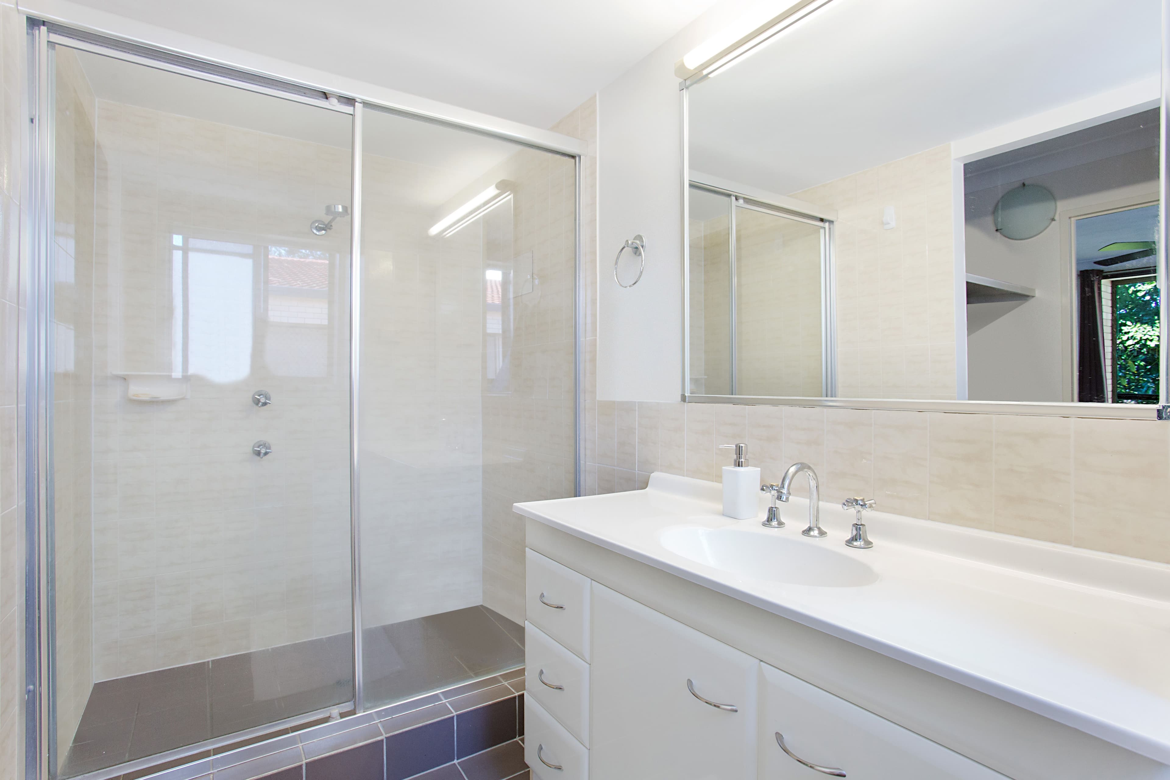 18 First Avenue, Broadbeach QLD 4218, Broadbeach - Thumbnail 7