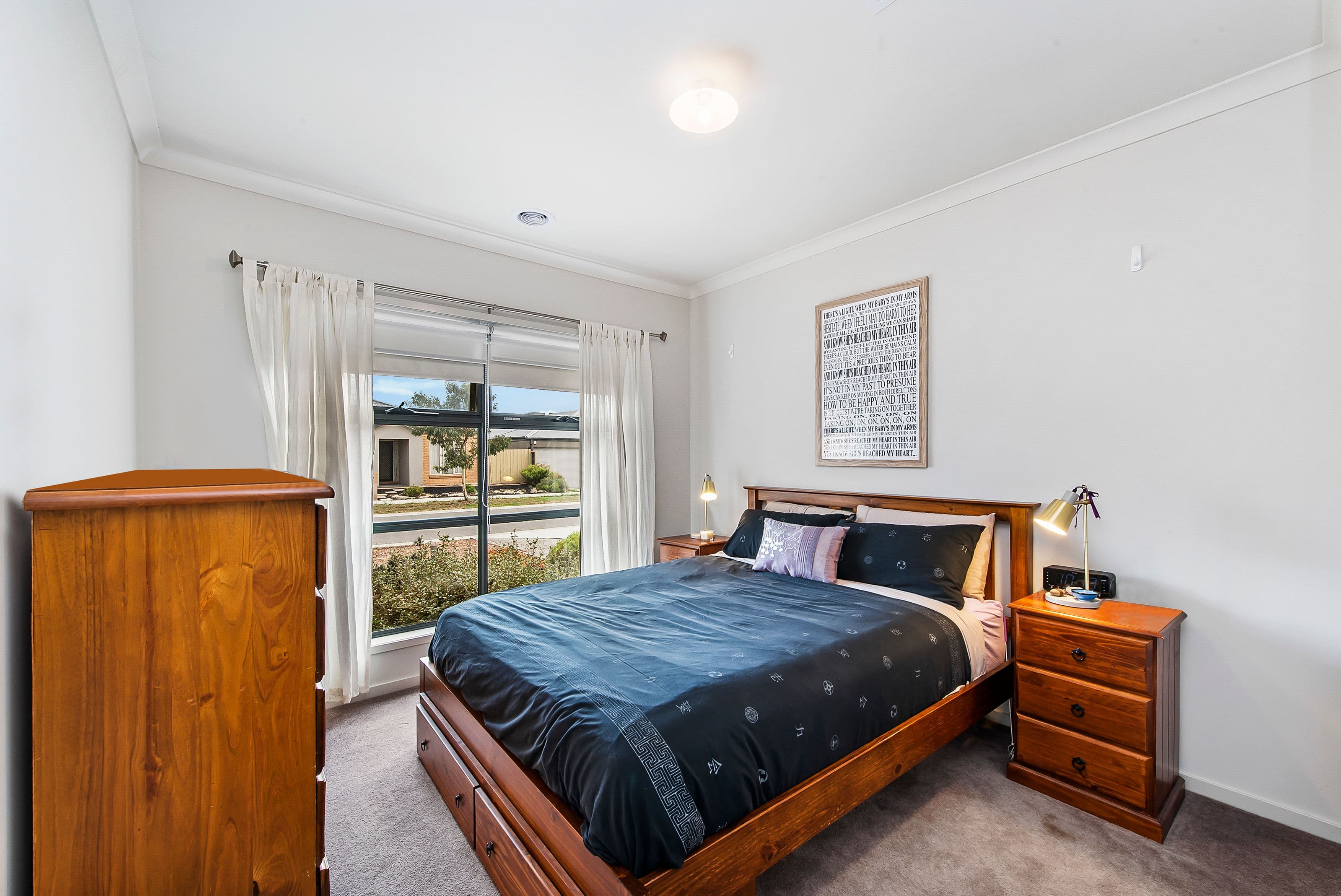 15 Cascade Avenue, Wallan VIC 3756, Wallan - Thumbnail 2