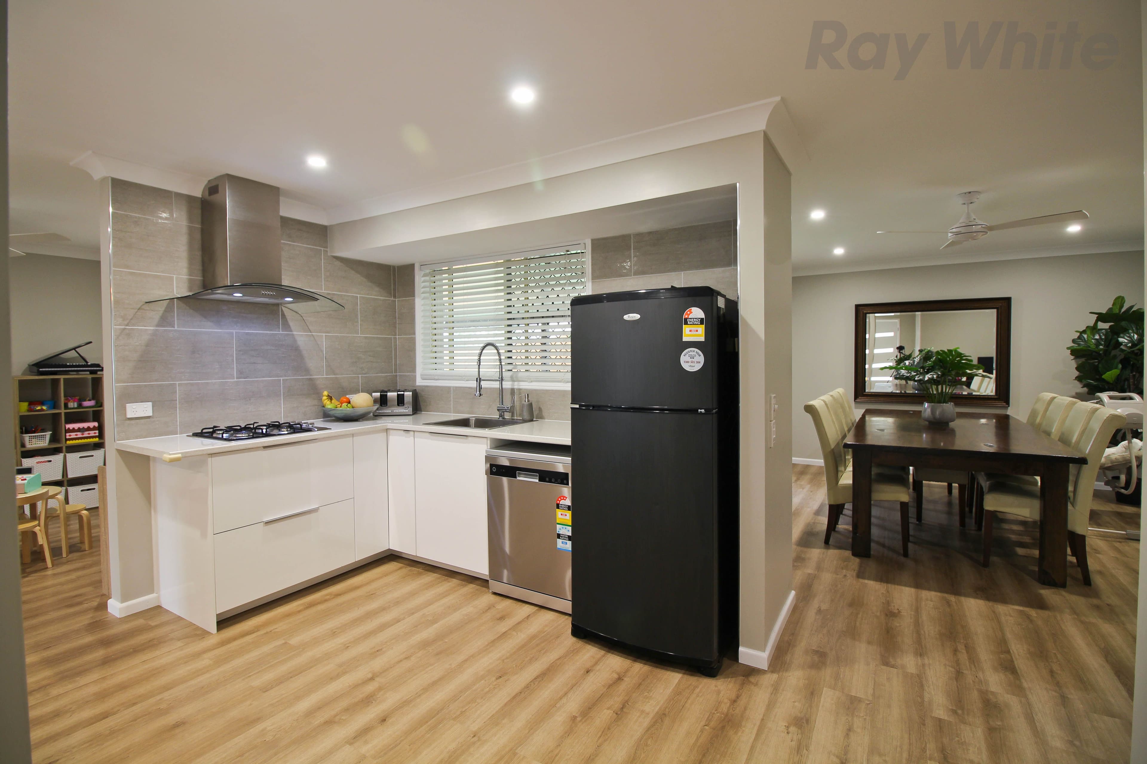 7 Jonquil Circuit, Flinders View QLD 4305, Flinders View - Thumbnail 4