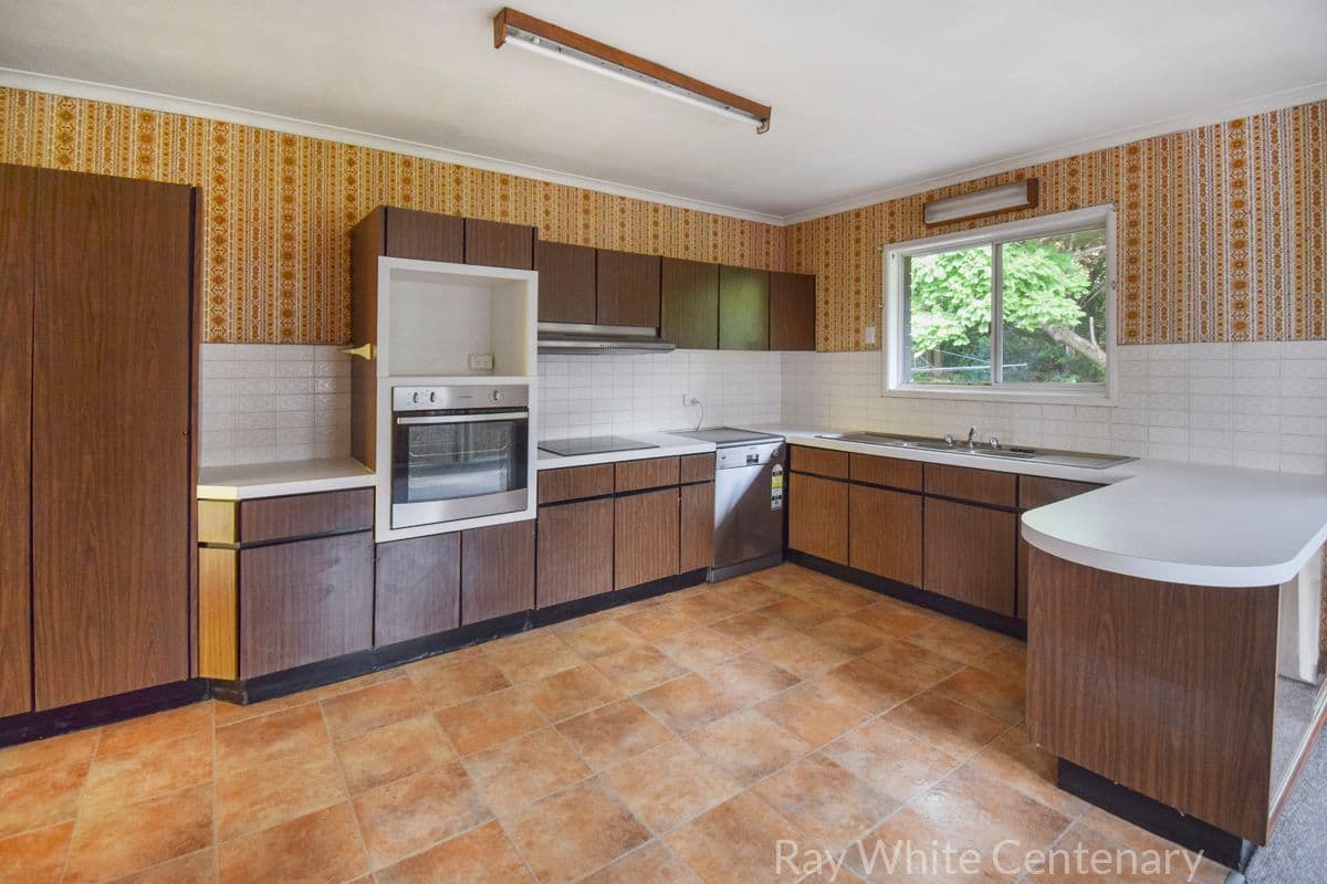 33 Yallambee Road, Jindalee QLD 4074, Jindalee - Thumbnail 3
