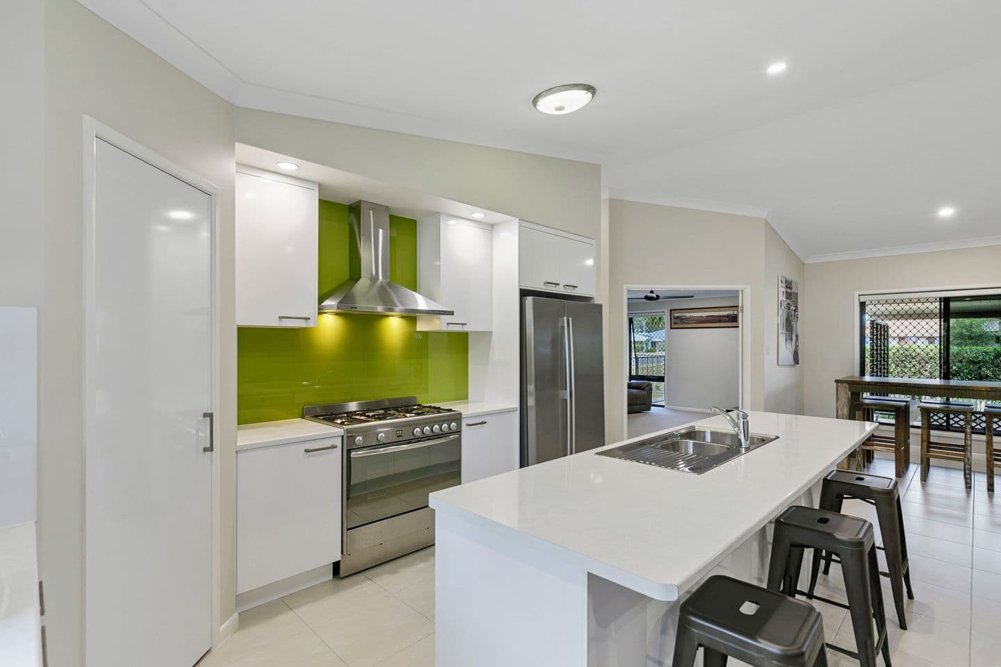 34 Sirenia Drive, Burrum Heads QLD 4659, Burrum Heads - Thumbnail 7