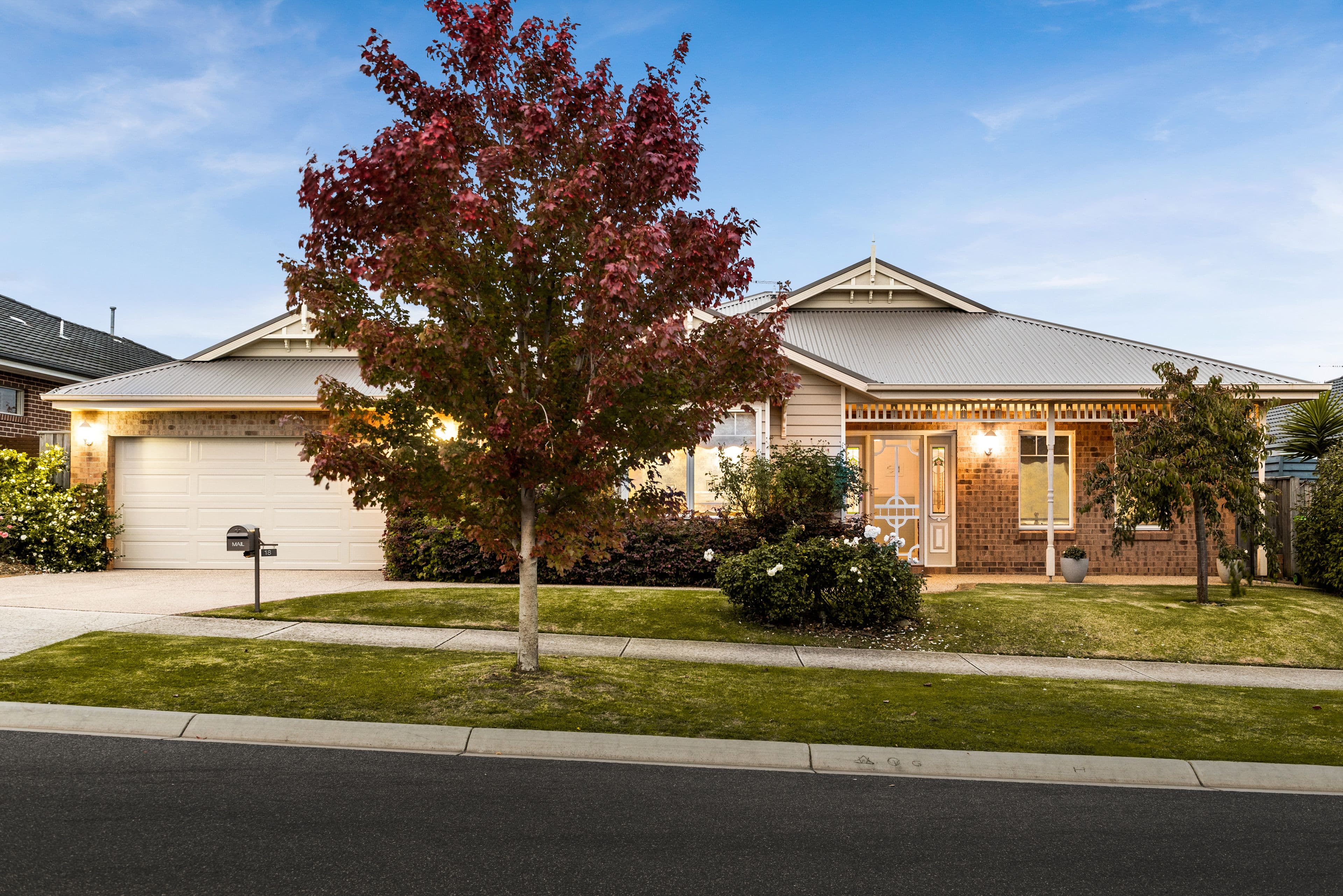 18 Rose Garden Avenue, Officer VIC 3809, Officer - Thumbnail 2