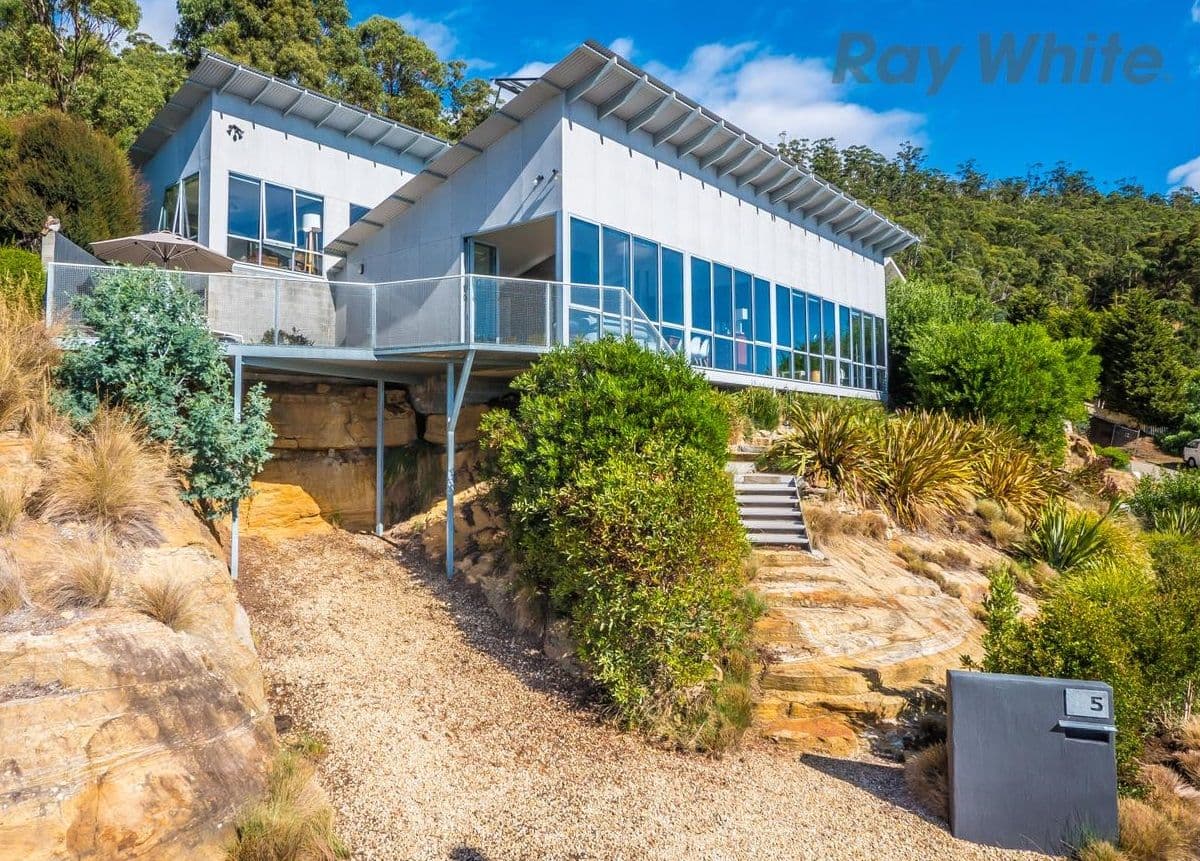 5 Bimbadeen Court, West Hobart TAS 7000, West Hobart - Image 1