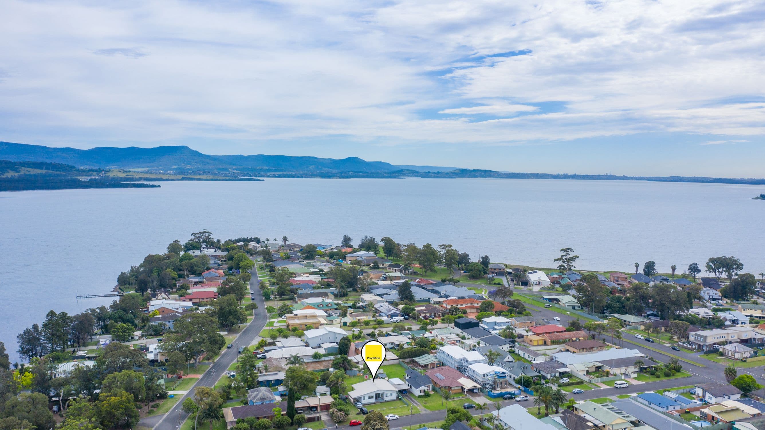 20 Lyne Street, Oak Flats NSW 2529, Oak Flats - Image 1