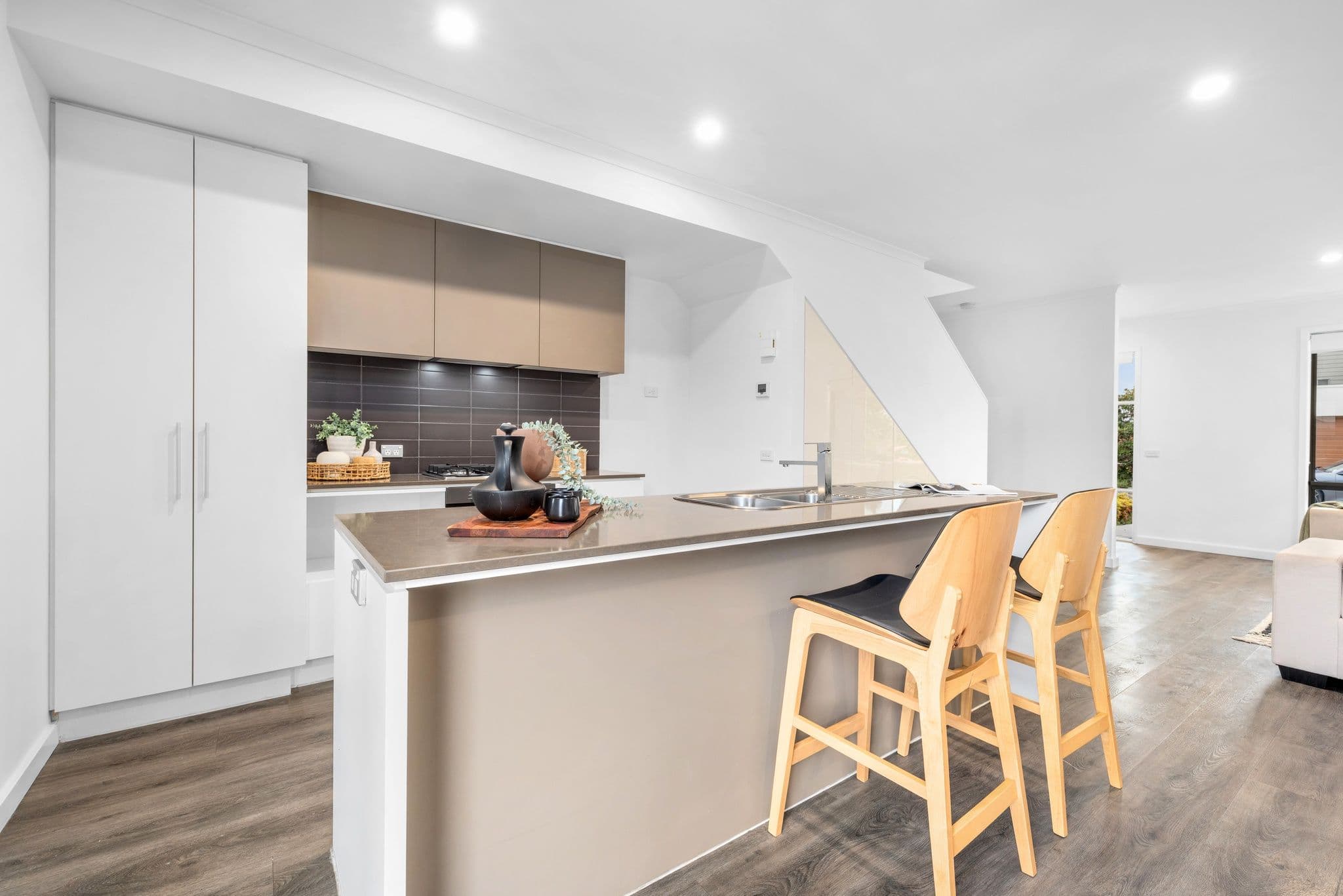 55 Waverley Park Drive, Mulgrave VIC 3170, Mulgrave - Thumbnail 5