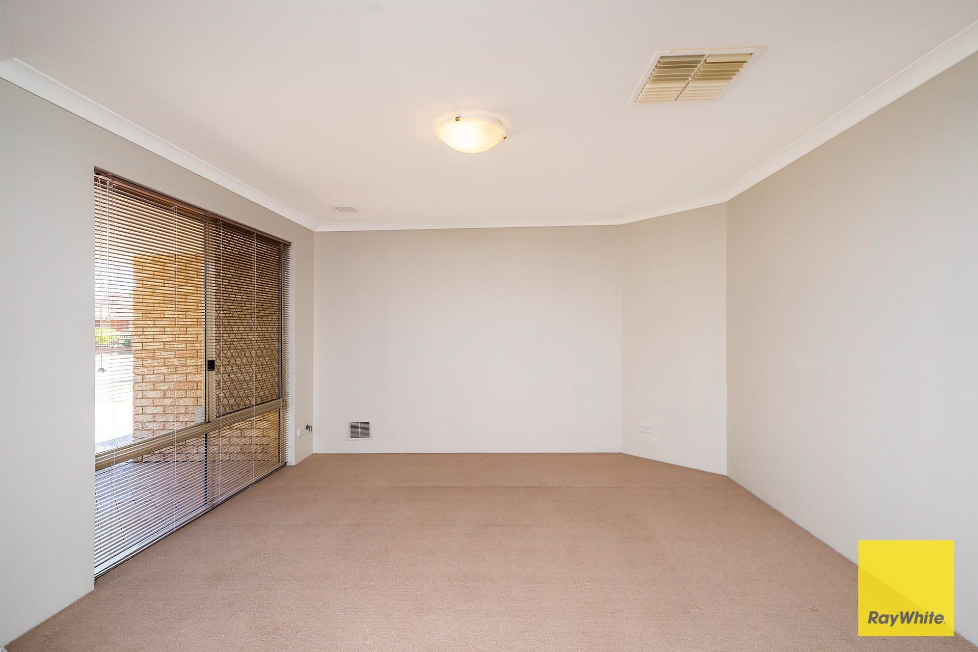 18 Goodwood Way, Canning Vale WA 6155, Canning Vale - Thumbnail 6