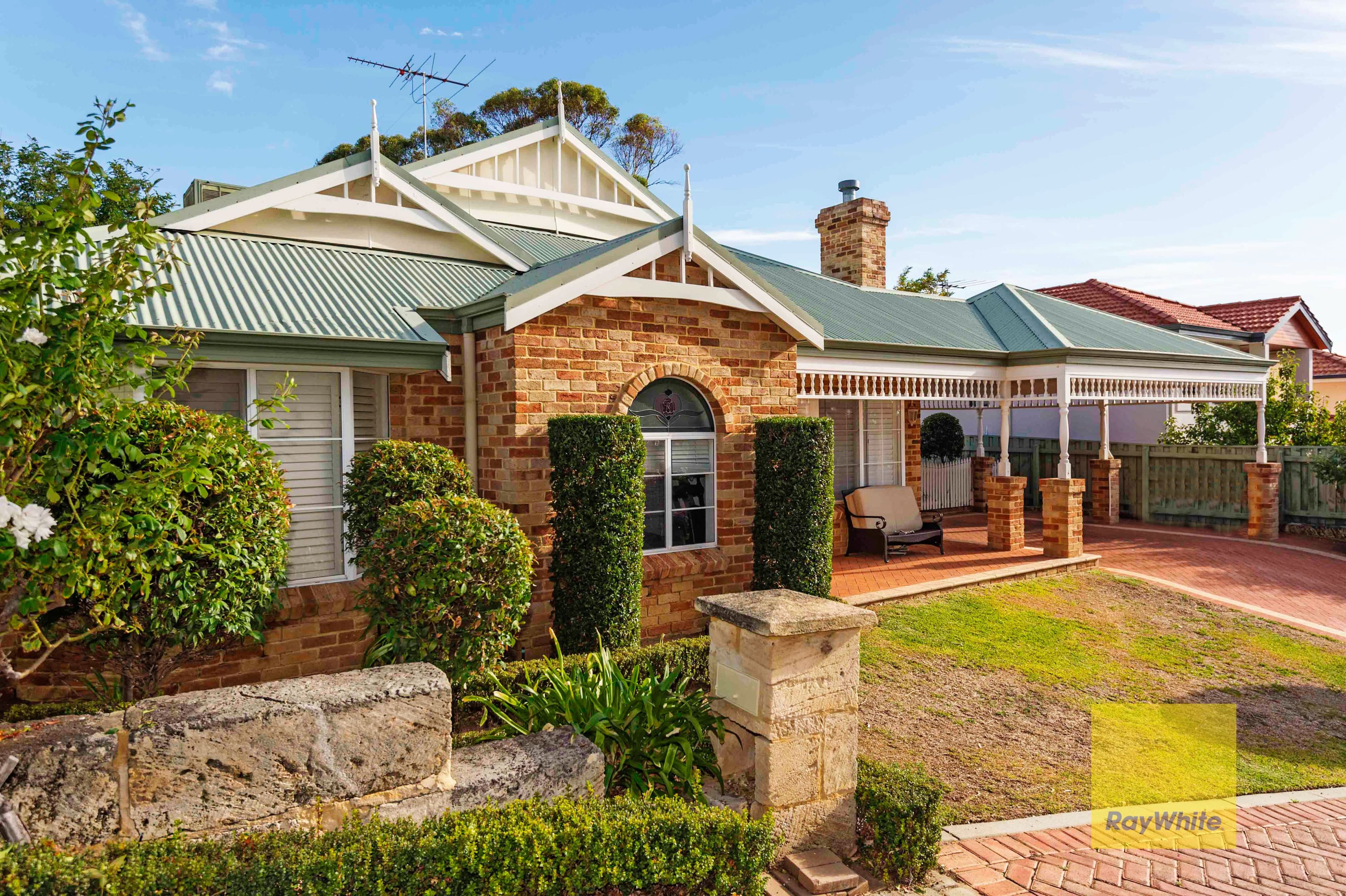 2 Bromilow Green, Mount Claremont WA 6010, Mount Claremont - Thumbnail 3