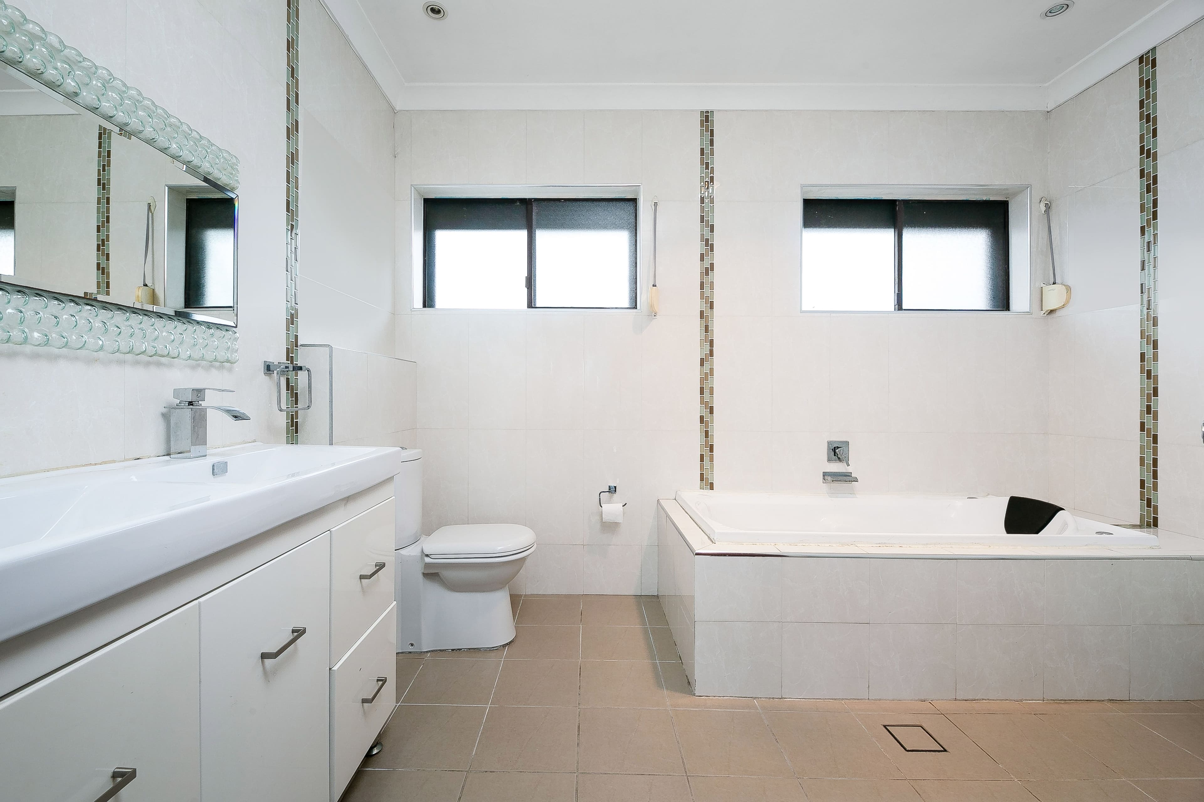 30 Como Road, Greenacre NSW 2190, Greenacre - Thumbnail 8