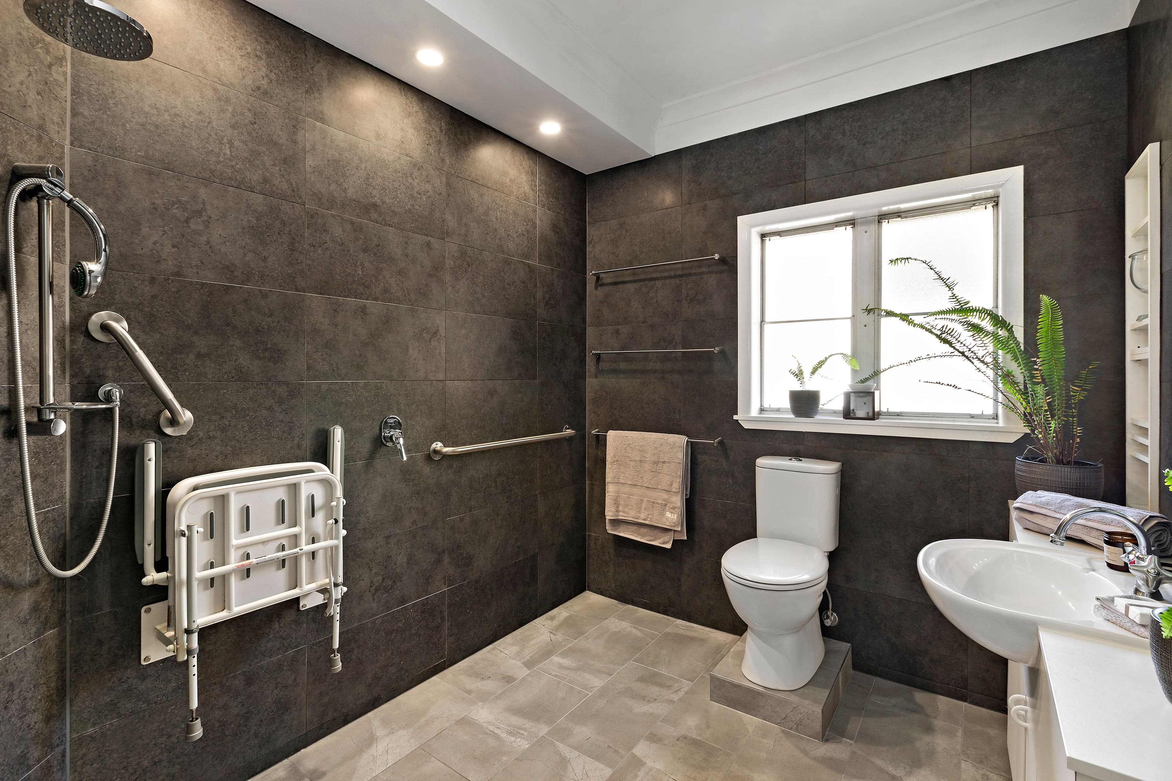 48 Ferntree Gully Road, Oakleigh East VIC 3166, Oakleigh East - Thumbnail 6