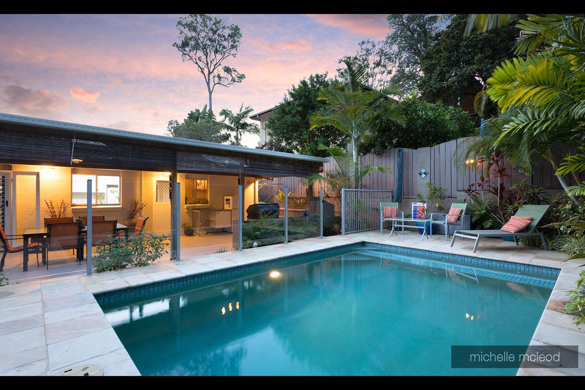 10 Fiona Street, Chapel Hill QLD 4069, Chapel Hill - Image 1
