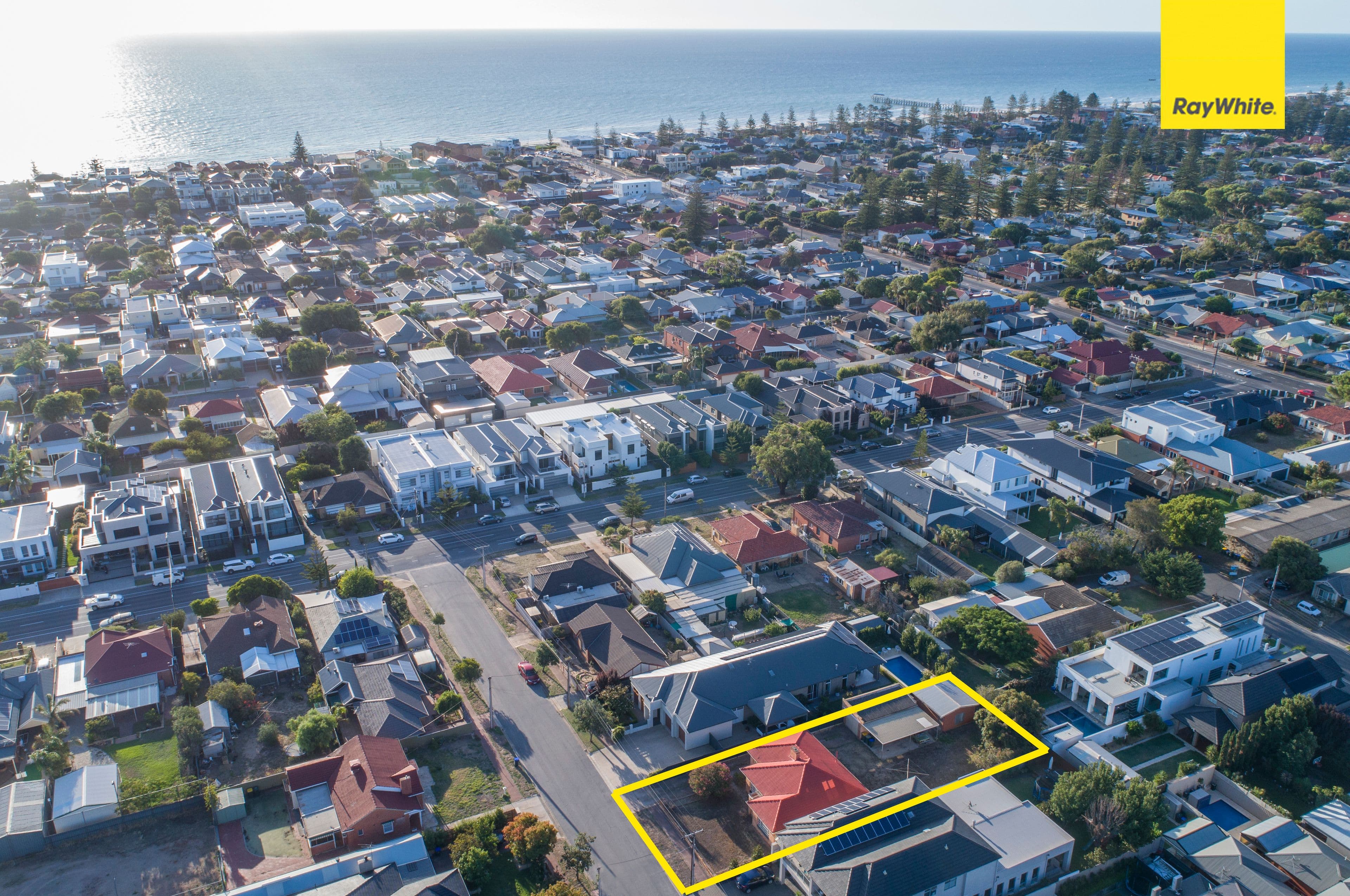 4 Henley Avenue, Henley Beach SA 5022, Henley Beach - Image 1