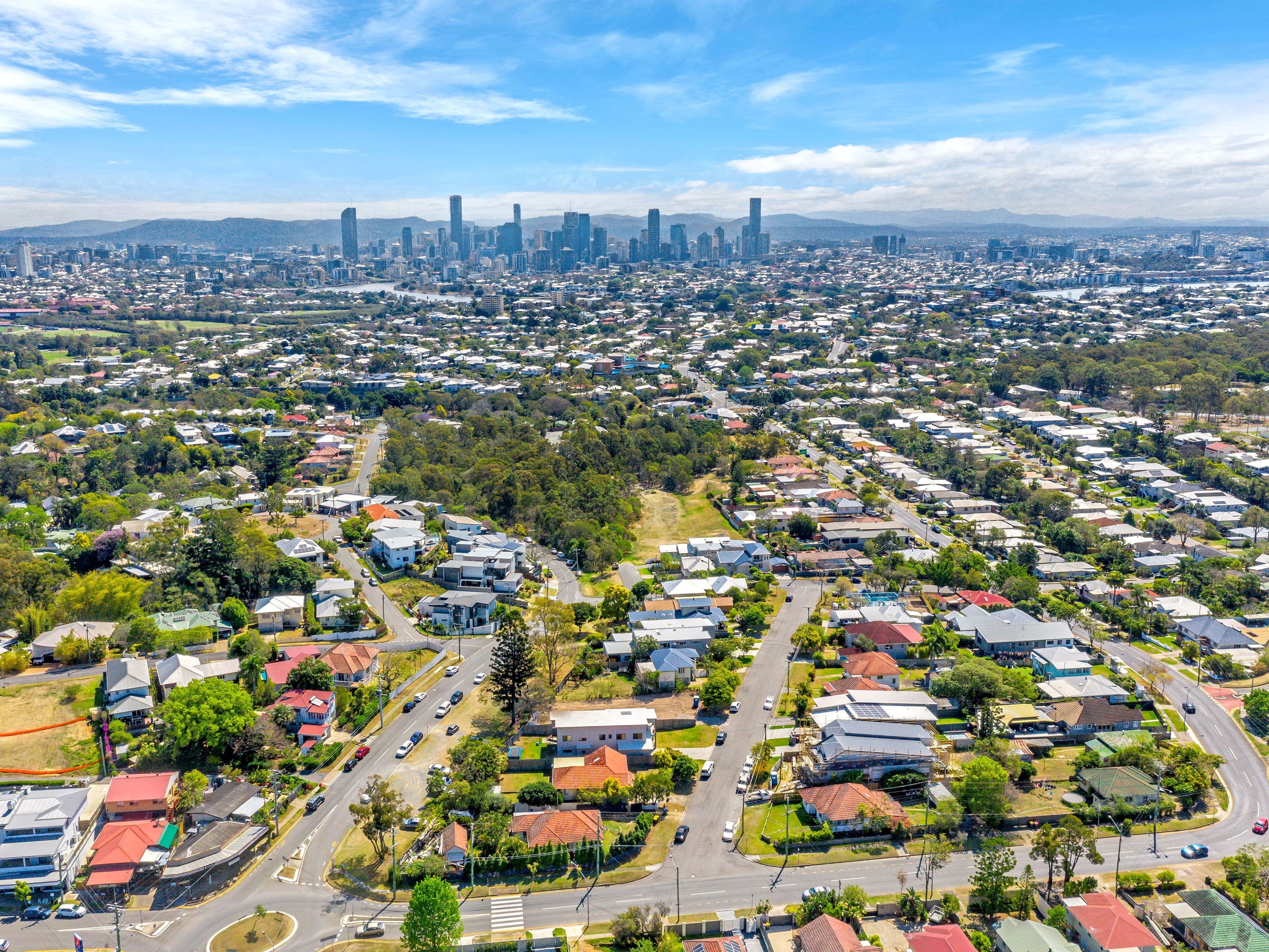 21 Marshall Avenue, Seven Hills QLD 4170, Seven Hills - Thumbnail 2