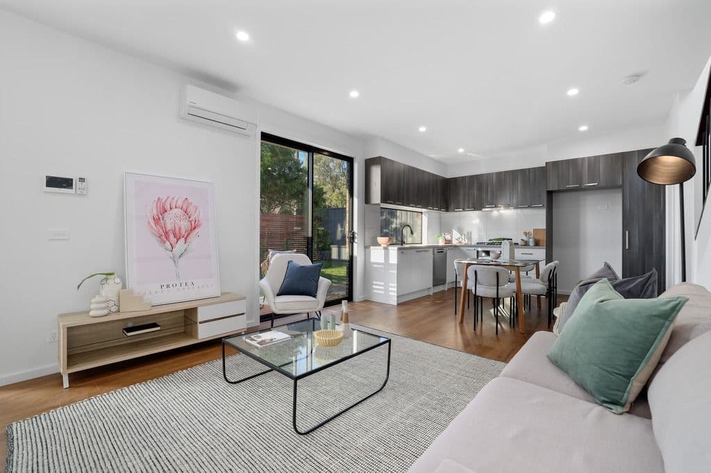 61 Southern Road, Heidelberg Heights VIC 3081, Heidelberg Heights - Thumbnail 4