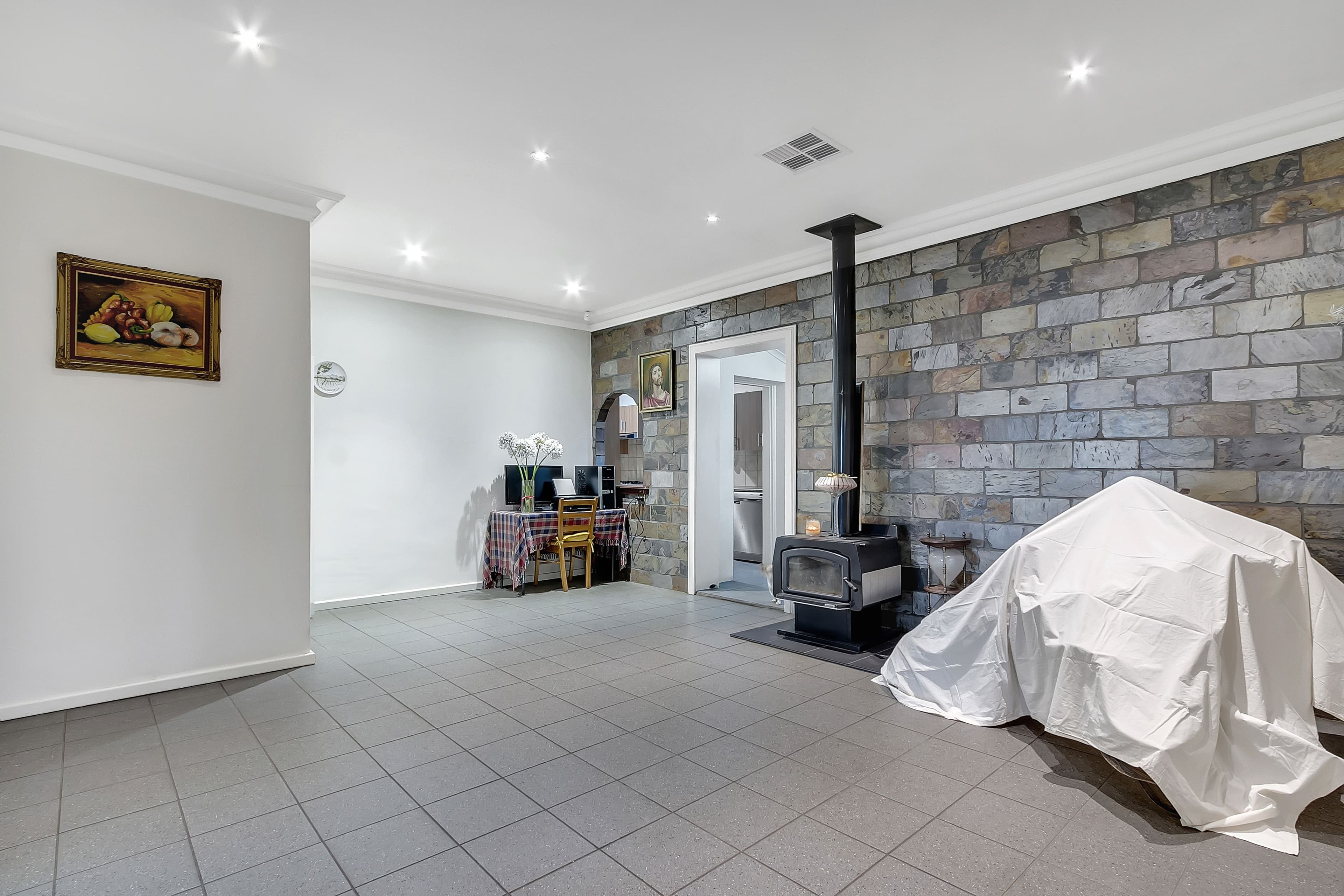 16 Chambers Street, Marion SA 5043, Marion - Thumbnail 2
