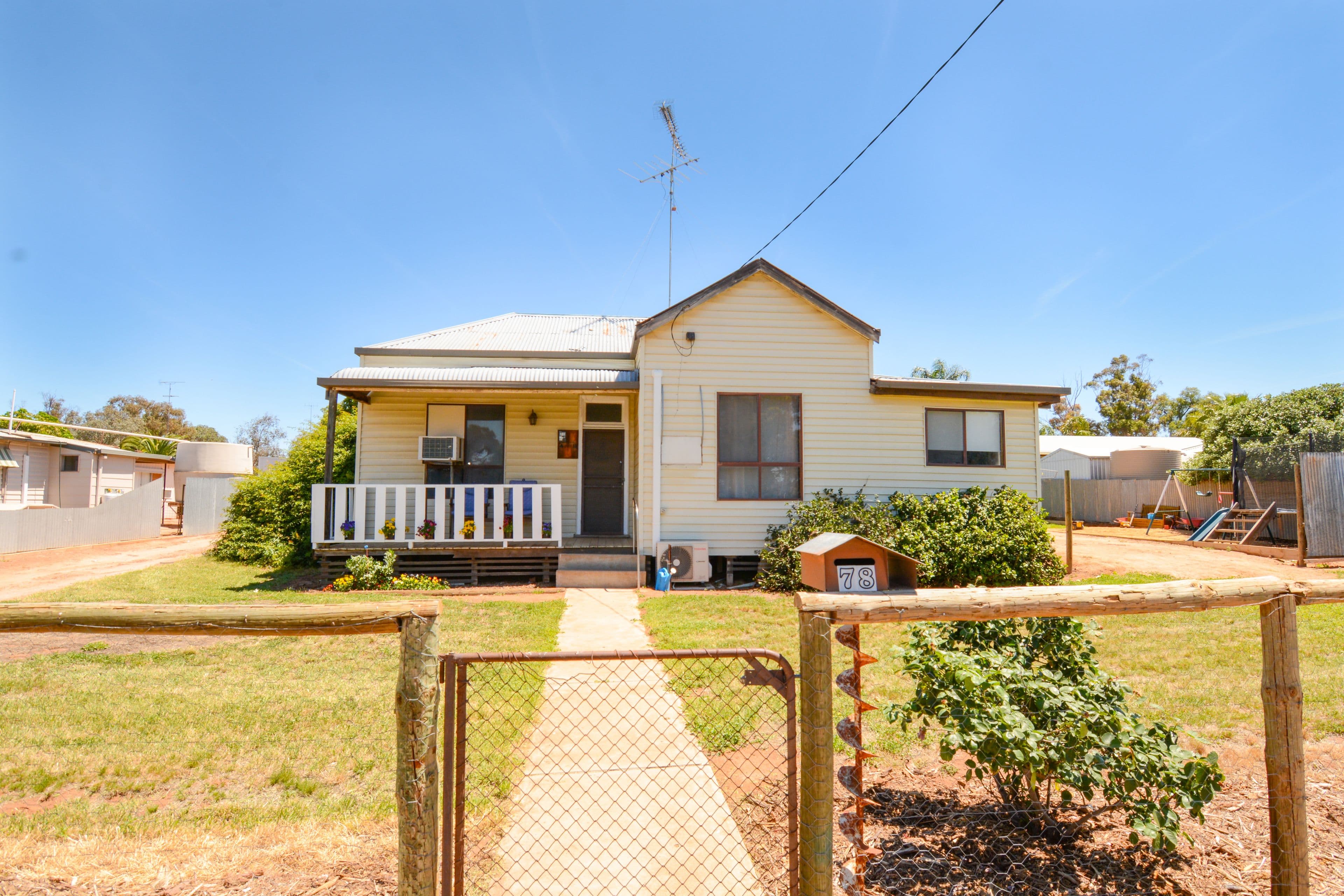 78 Rowe Street, Ouyen VIC 3490, Ouyen - Image 1