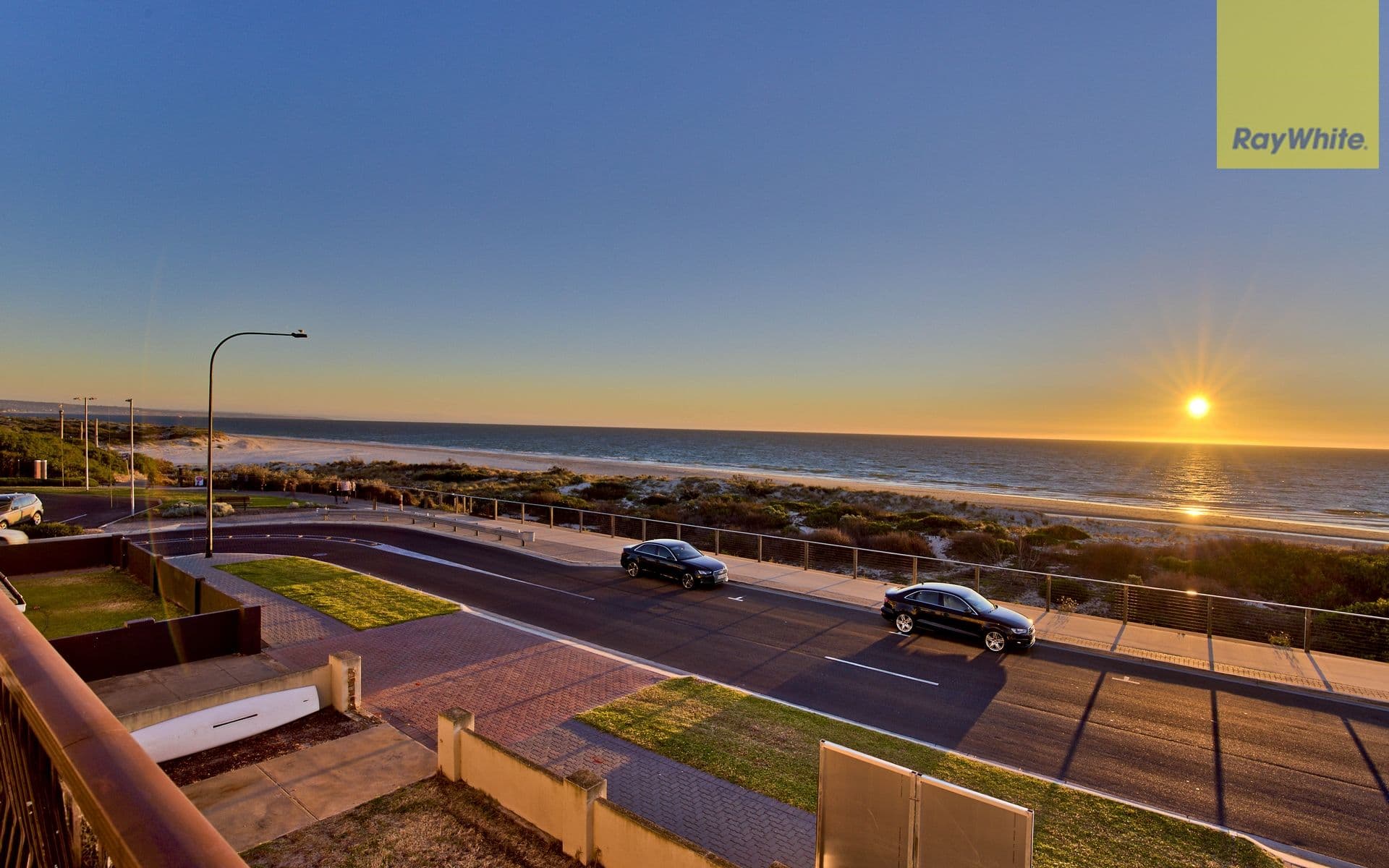 39 Esplanade, Henley Beach South SA 5022, Henley Beach South - Thumbnail 5