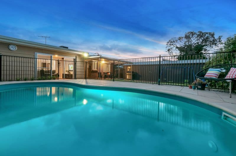 8 Thomson Avenue, Gulfview Heights SA 5096, Gulfview Heights - Image 1