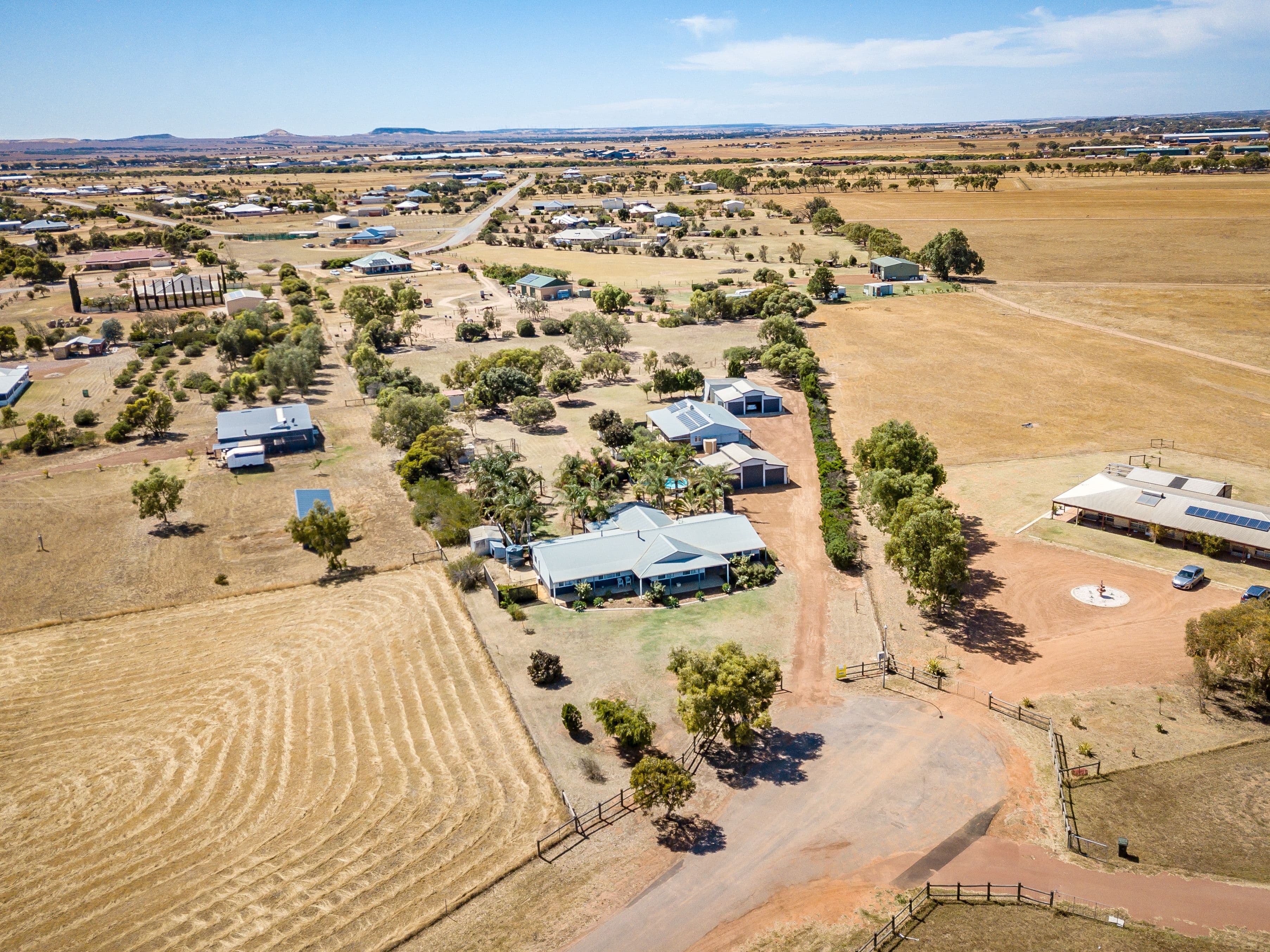 3 Canter Court, Deepdale WA 6532, Deepdale - Thumbnail 2
