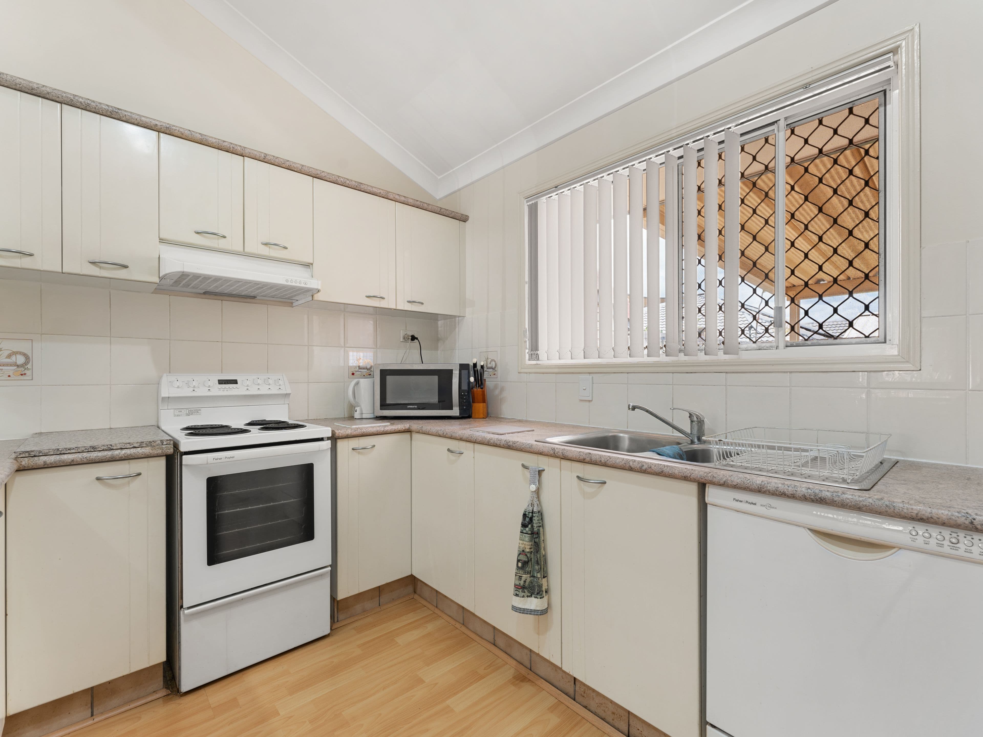 88 Kameruka Street, Calamvale QLD 4116, Calamvale - Thumbnail 6