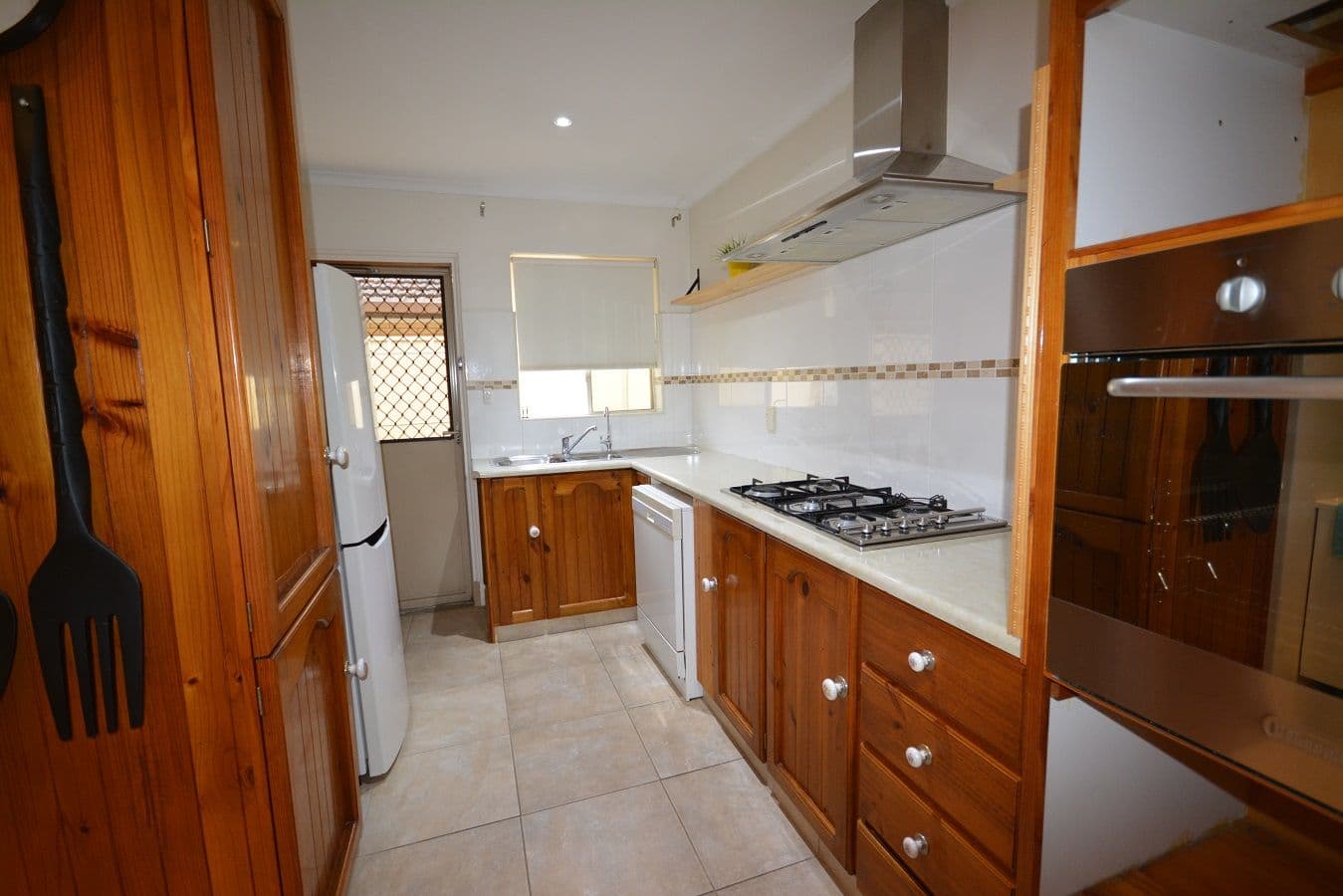1 / 8 Lincoln Street, Rosewater SA 5013, Rosewater - Thumbnail 3