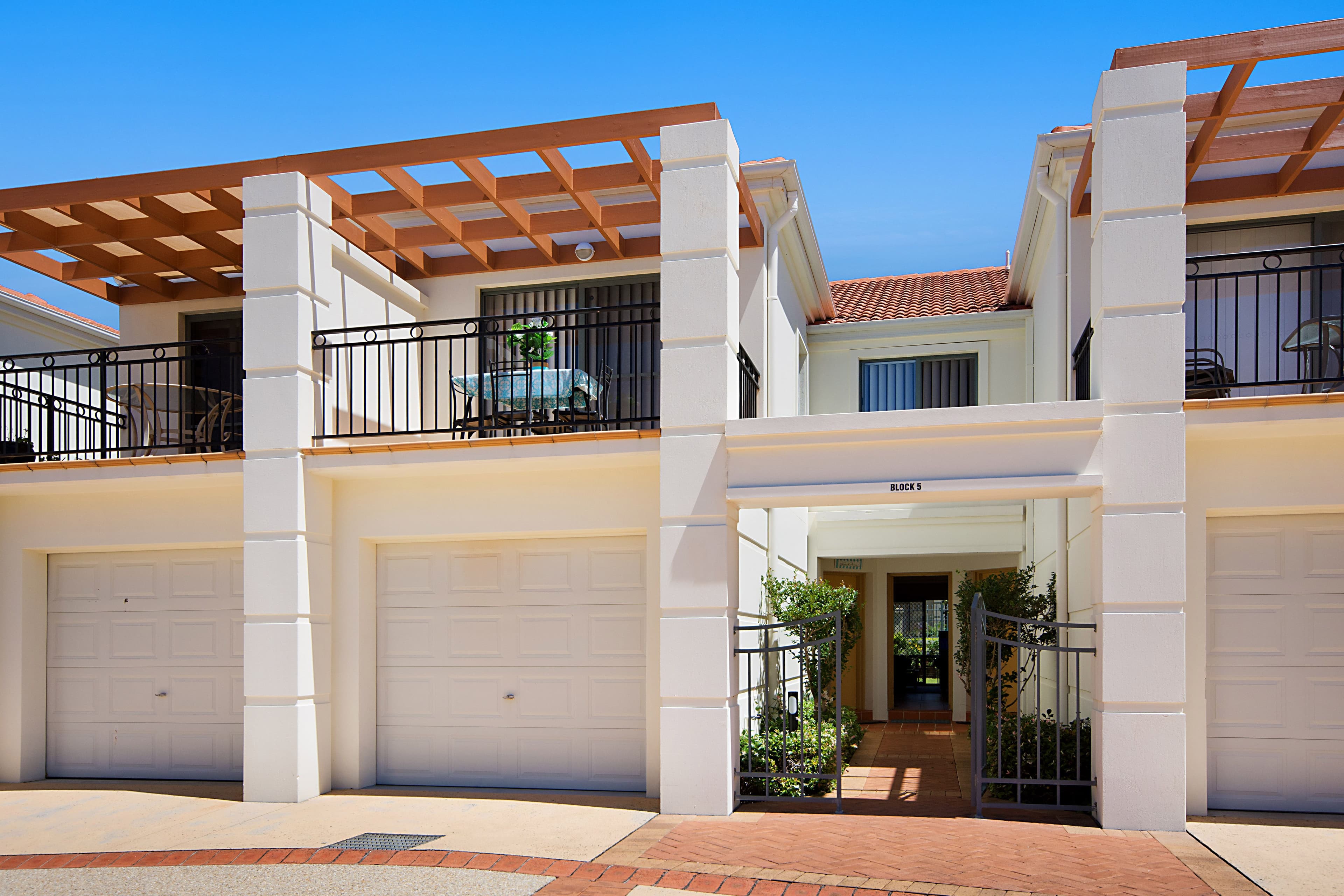 18 Pacific Parade, Yamba - Image 1