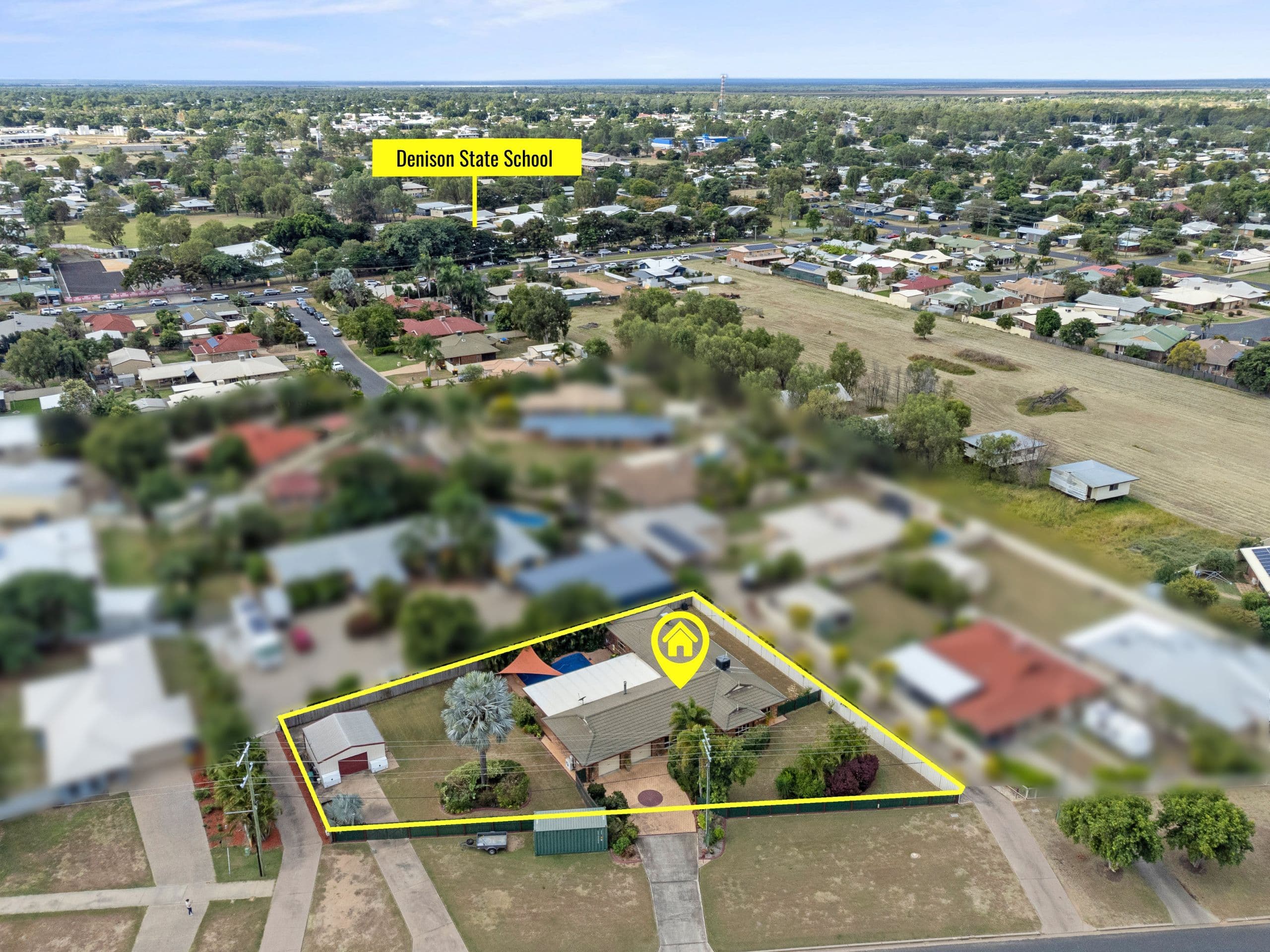60 Long Street, Emerald QLD 4720, Emerald - Thumbnail 3